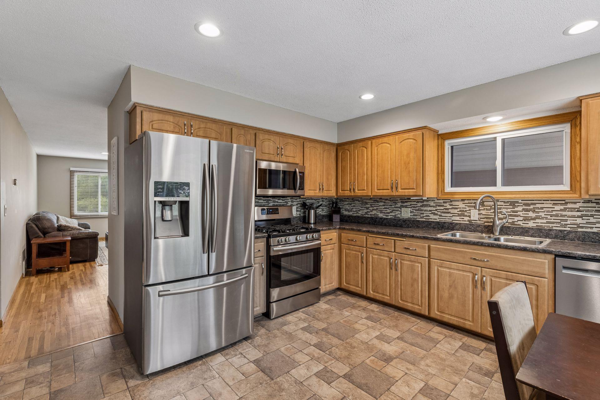 View of Residential at 1858 Turquoise Trail, Eagan MN 55122, Eagan (14 of 42) - Mike Wilen | Minnesota Team Real Estate