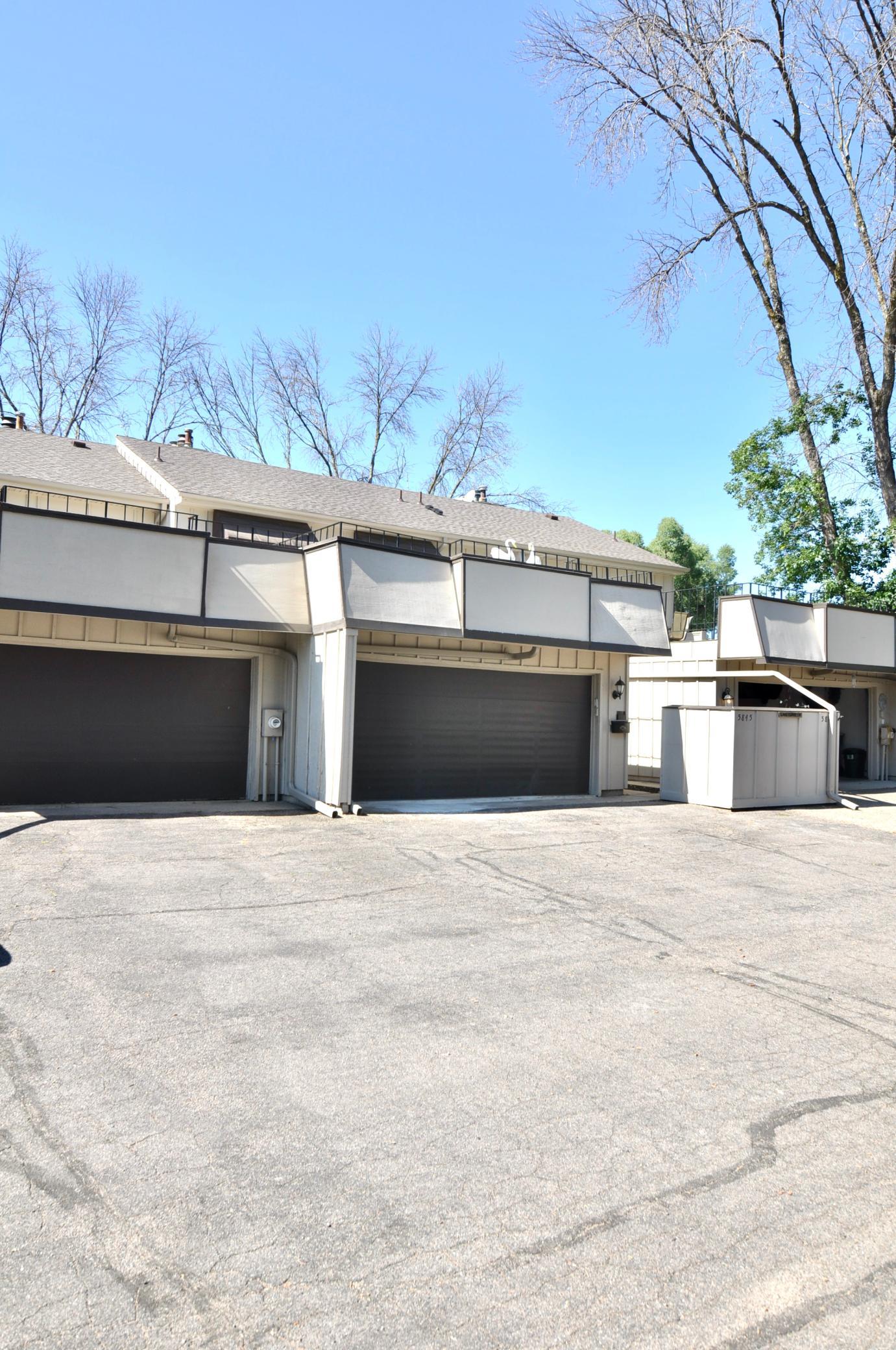 View of Residential at 5845 Lake Curve Lane, Brooklyn Center MN 55429, Brooklyn Center (41 of 47) - Mike Wilen | Minnesota Team Real Estate