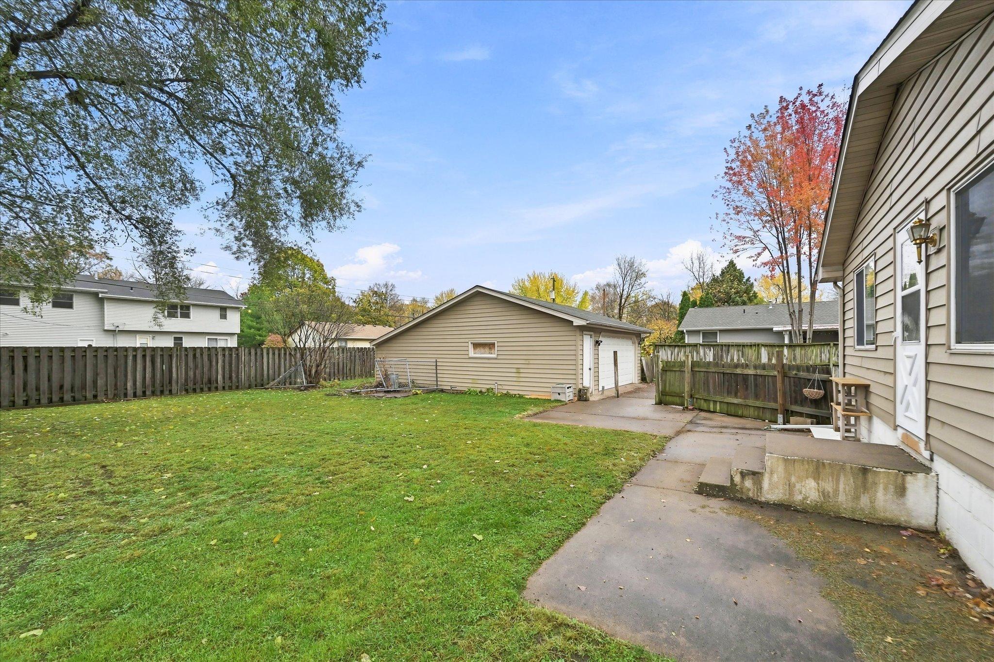 View of Residential at 7532 Idaho Avenue, Brooklyn Park MN 55428, Brooklyn Park (37 of 44) - Mike Wilen | Minnesota Team Real Estate