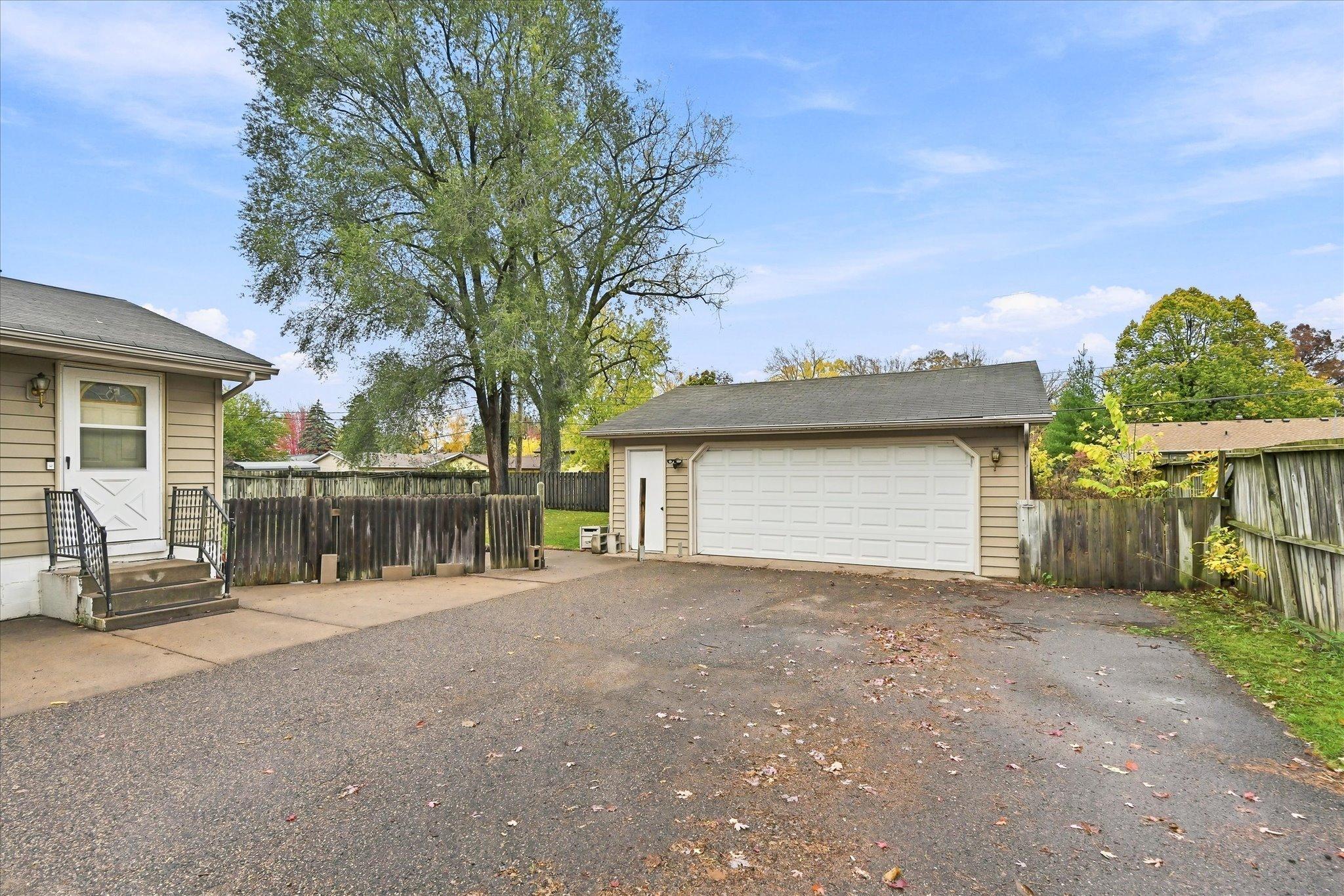 View of Residential at 7532 Idaho Avenue, Brooklyn Park MN 55428, Brooklyn Park (35 of 44) - Mike Wilen | Minnesota Team Real Estate