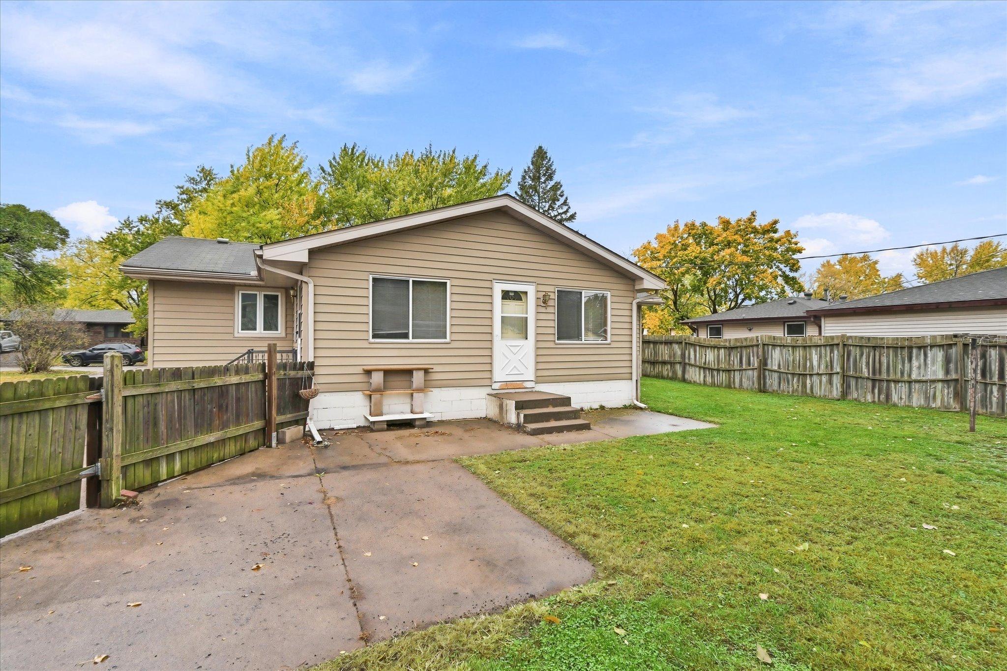 View of Residential at 7532 Idaho Avenue, Brooklyn Park MN 55428, Brooklyn Park (21 of 44) - Mike Wilen | Minnesota Team Real Estate