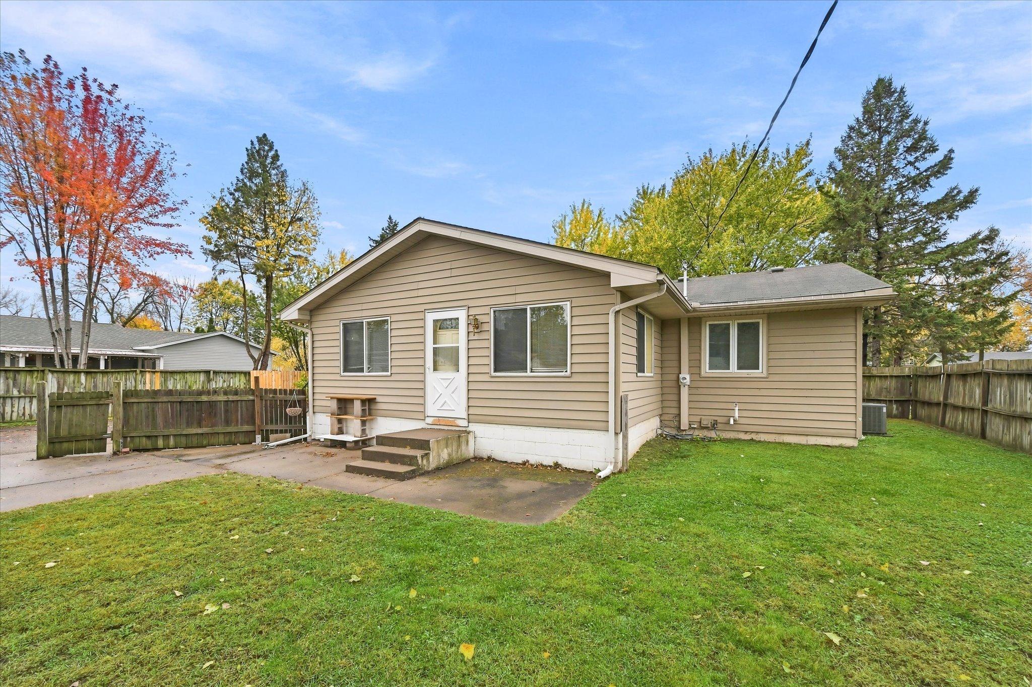 View of Residential at 7532 Idaho Avenue, Brooklyn Park MN 55428, Brooklyn Park (22 of 44) - Mike Wilen | Minnesota Team Real Estate