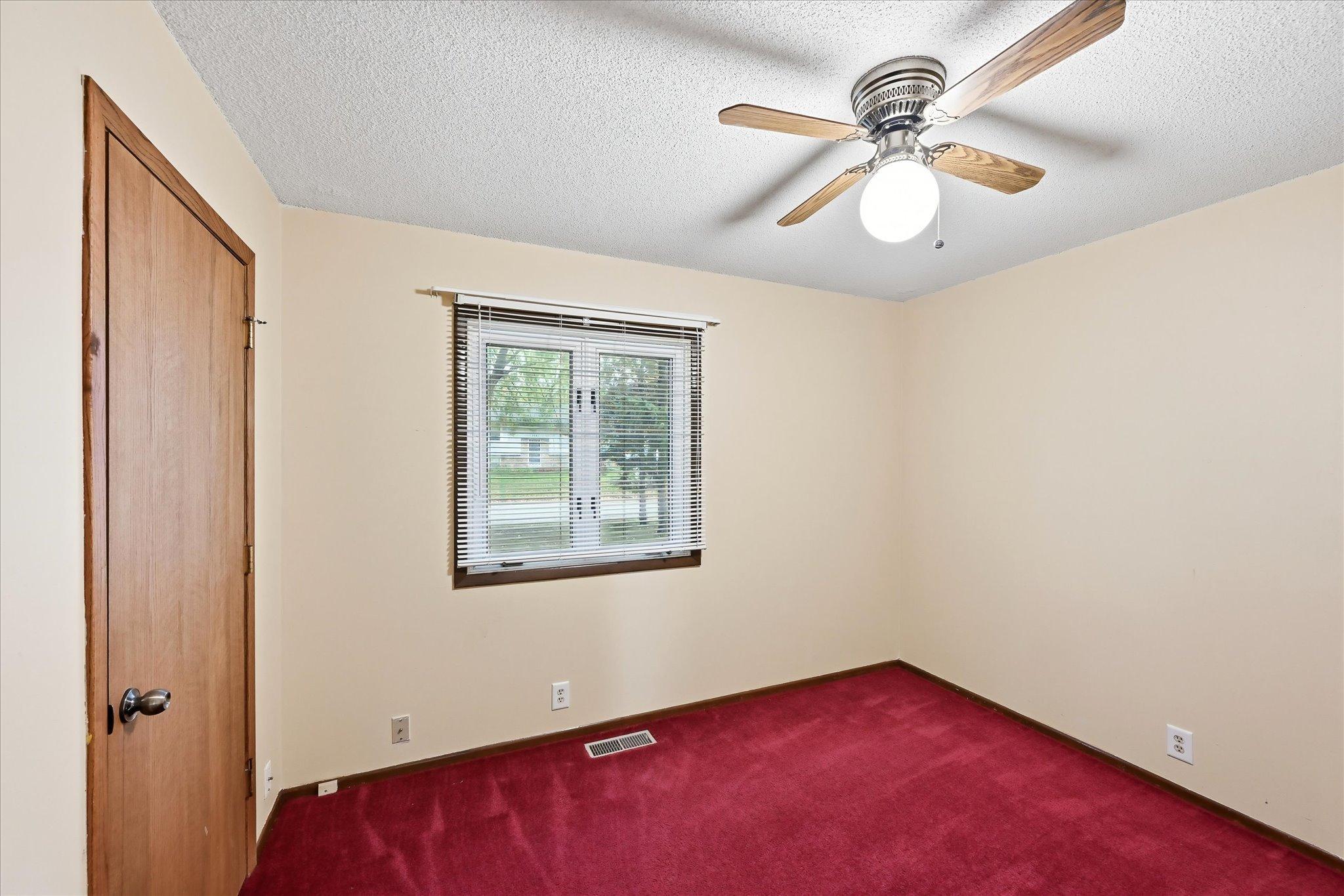 View of Residential at 7532 Idaho Avenue, Brooklyn Park MN 55428, Brooklyn Park (13 of 44) - Mike Wilen | Minnesota Team Real Estate