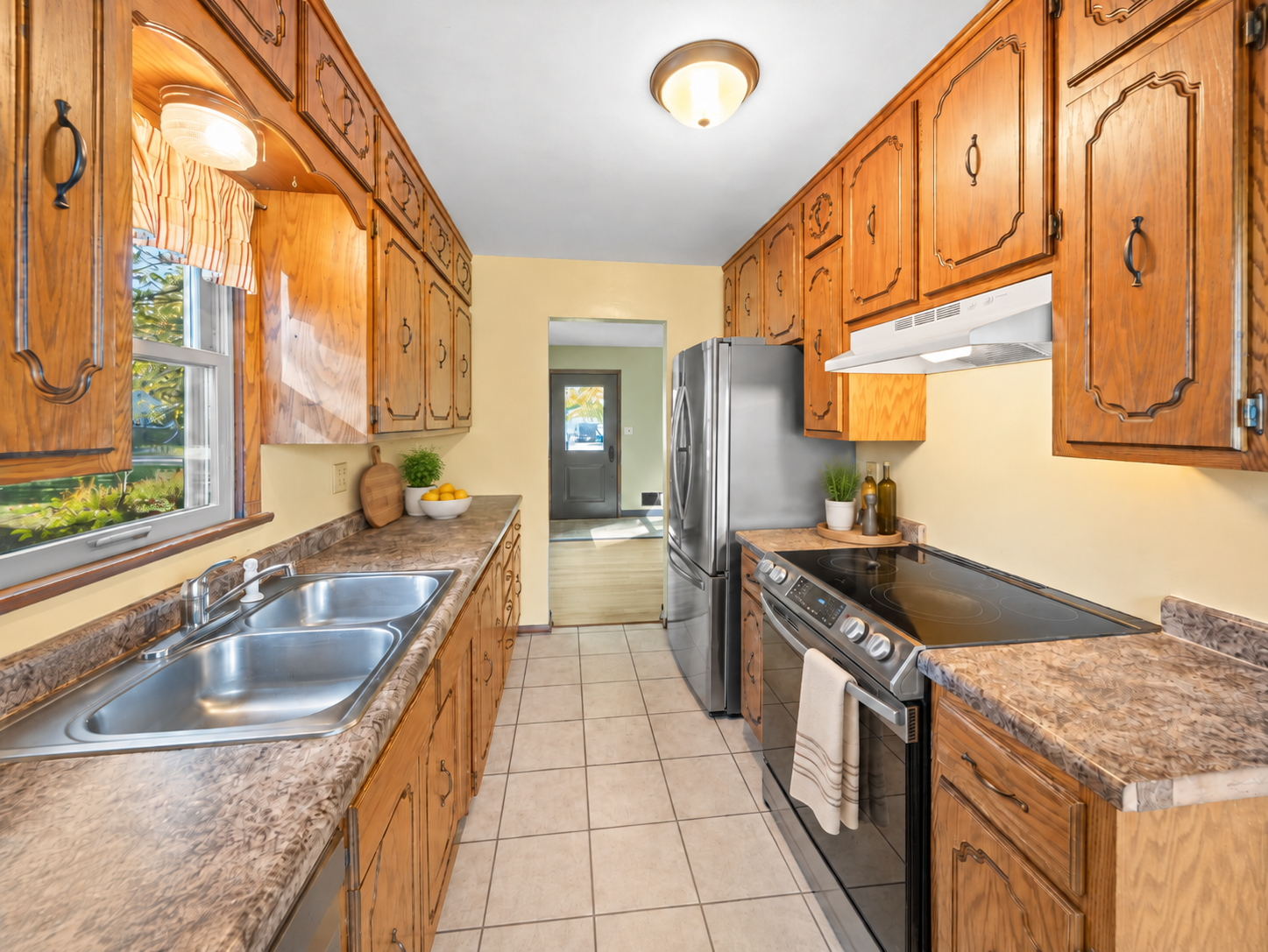 View of Residential at 2938 Albert Street, Roseville MN 55113, Roseville (7 of 31) - Mike Wilen | Minnesota Team Real Estate