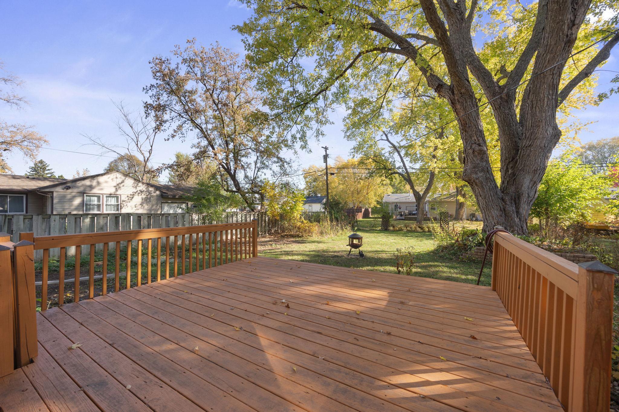 View of Residential at 2938 Albert Street, Roseville MN 55113, Roseville (26 of 31) - Mike Wilen | Minnesota Team Real Estate