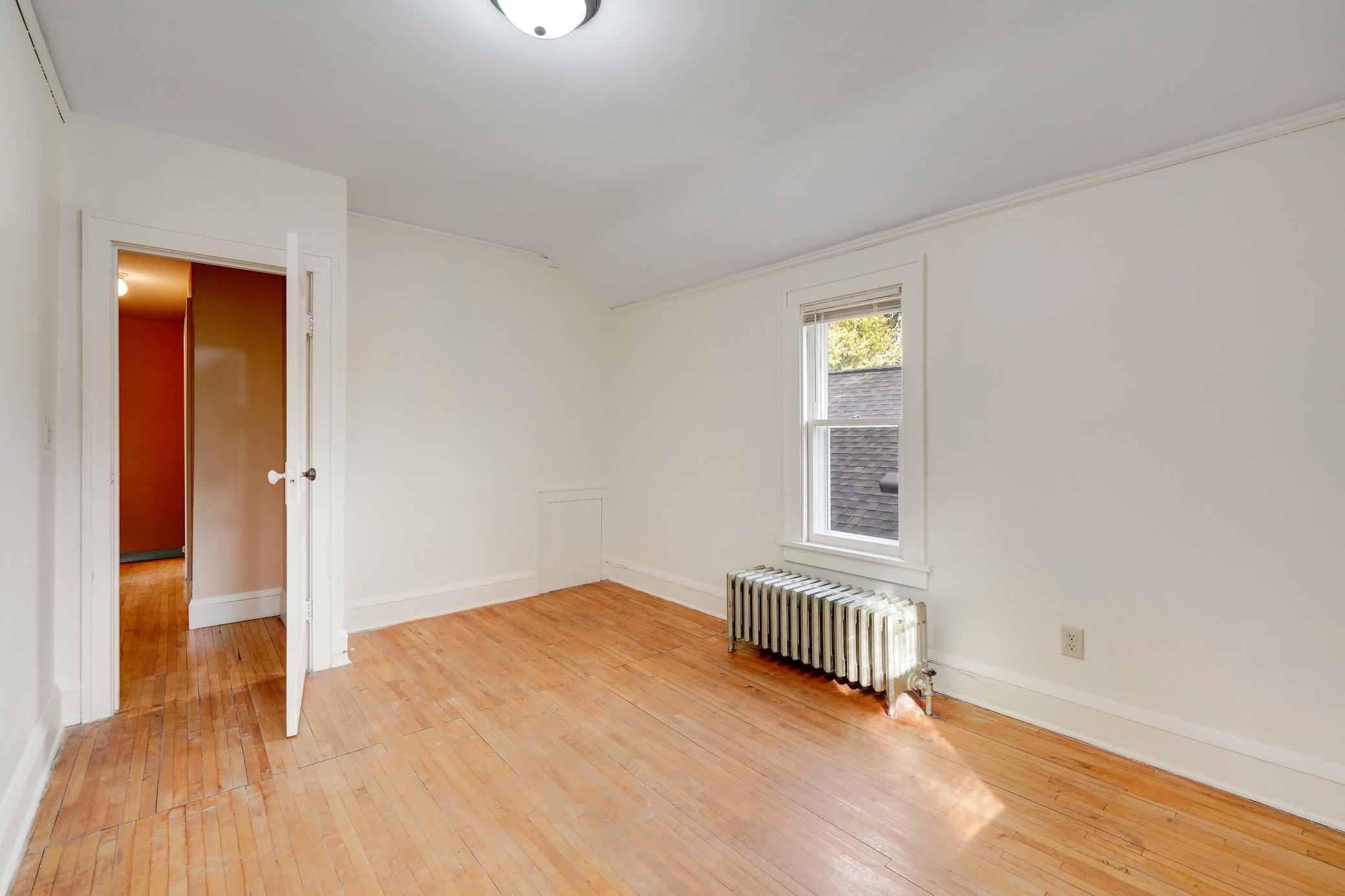 View of Residential Income at 3650 Russell Avenue, Minneapolis MN 55412, Minneapolis (39 of 58) - Mike Wilen | Minnesota Team Real Estate