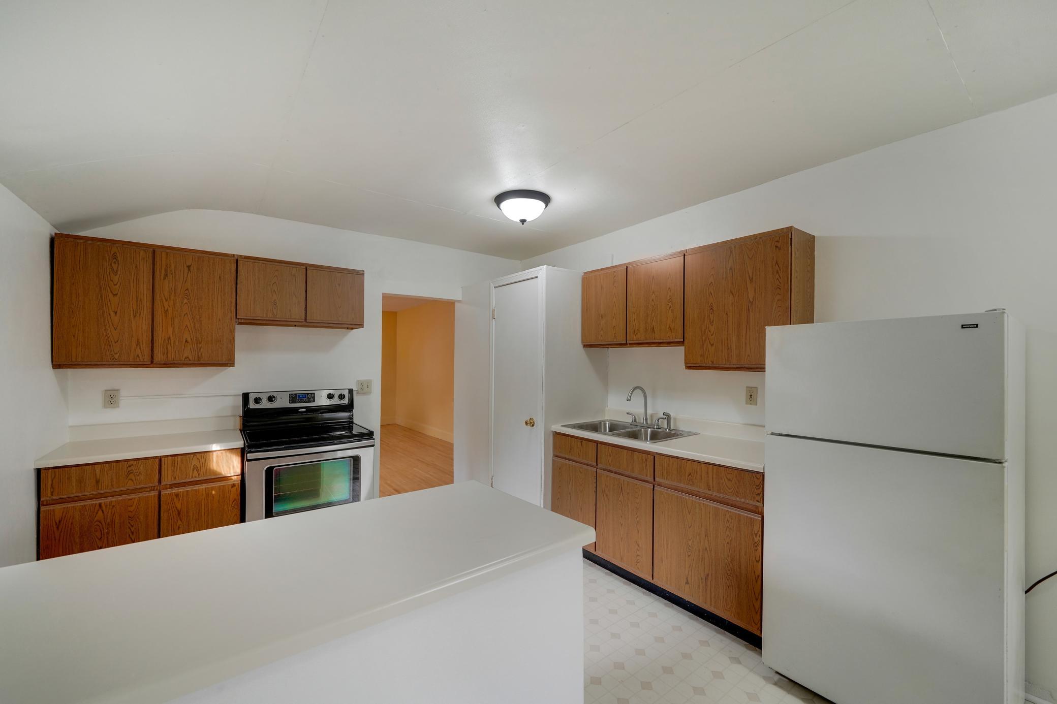 View of Residential Income at 3650 Russell Avenue, Minneapolis MN 55412, Minneapolis (32 of 58) - Mike Wilen | Minnesota Team Real Estate