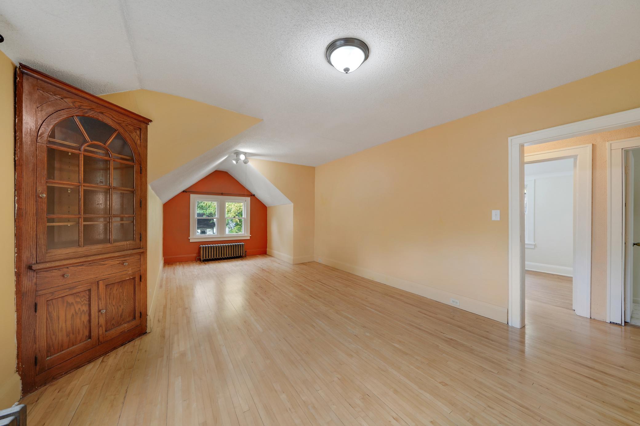 View of Residential Income at 3650 Russell Avenue, Minneapolis MN 55412, Minneapolis (25 of 58) - Mike Wilen | Minnesota Team Real Estate