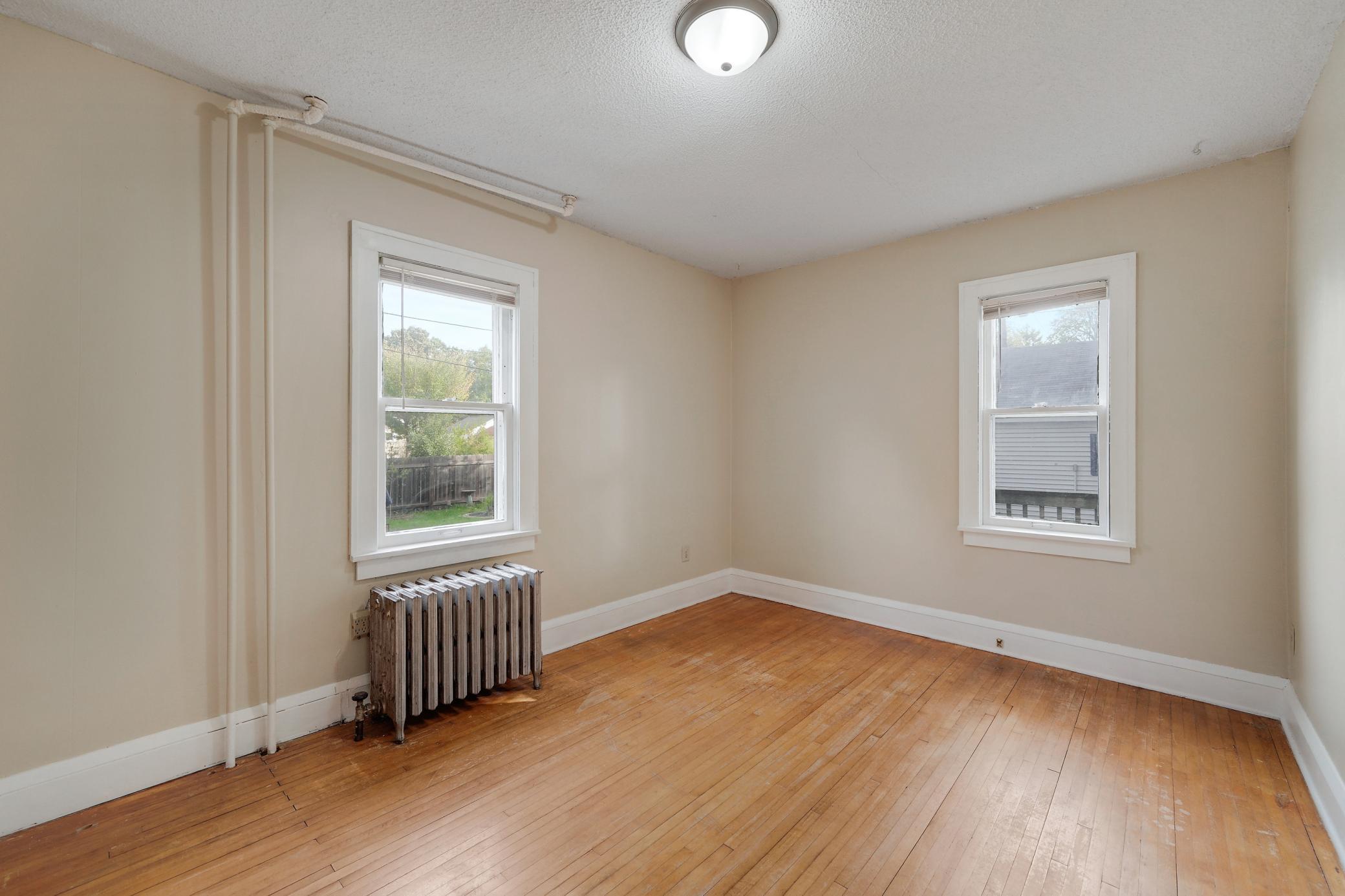 View of Residential Income at 3650 Russell Avenue, Minneapolis MN 55412, Minneapolis (19 of 58) - Mike Wilen | Minnesota Team Real Estate