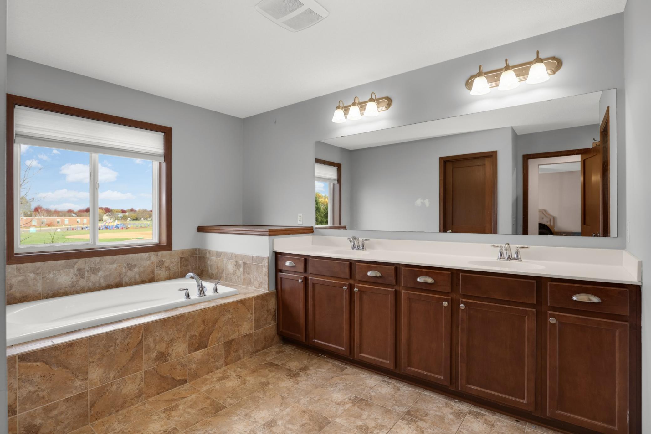 View of Residential at 2784 Liberty Trail, Woodbury MN 55129, Woodbury (32 of 67) - Mike Wilen | Minnesota Team Real Estate