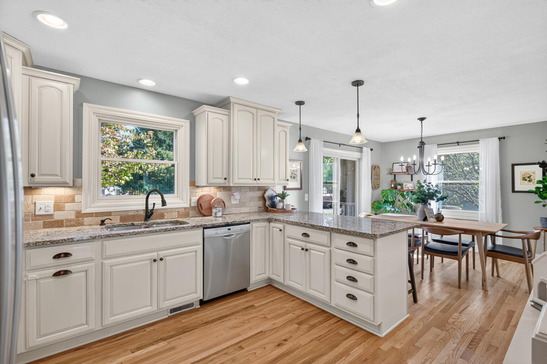 View of Residential at 3230 Shadyview Lane, Plymouth MN 55447, Plymouth (9 of 31) - Mike Wilen | Minnesota Team Real Estate