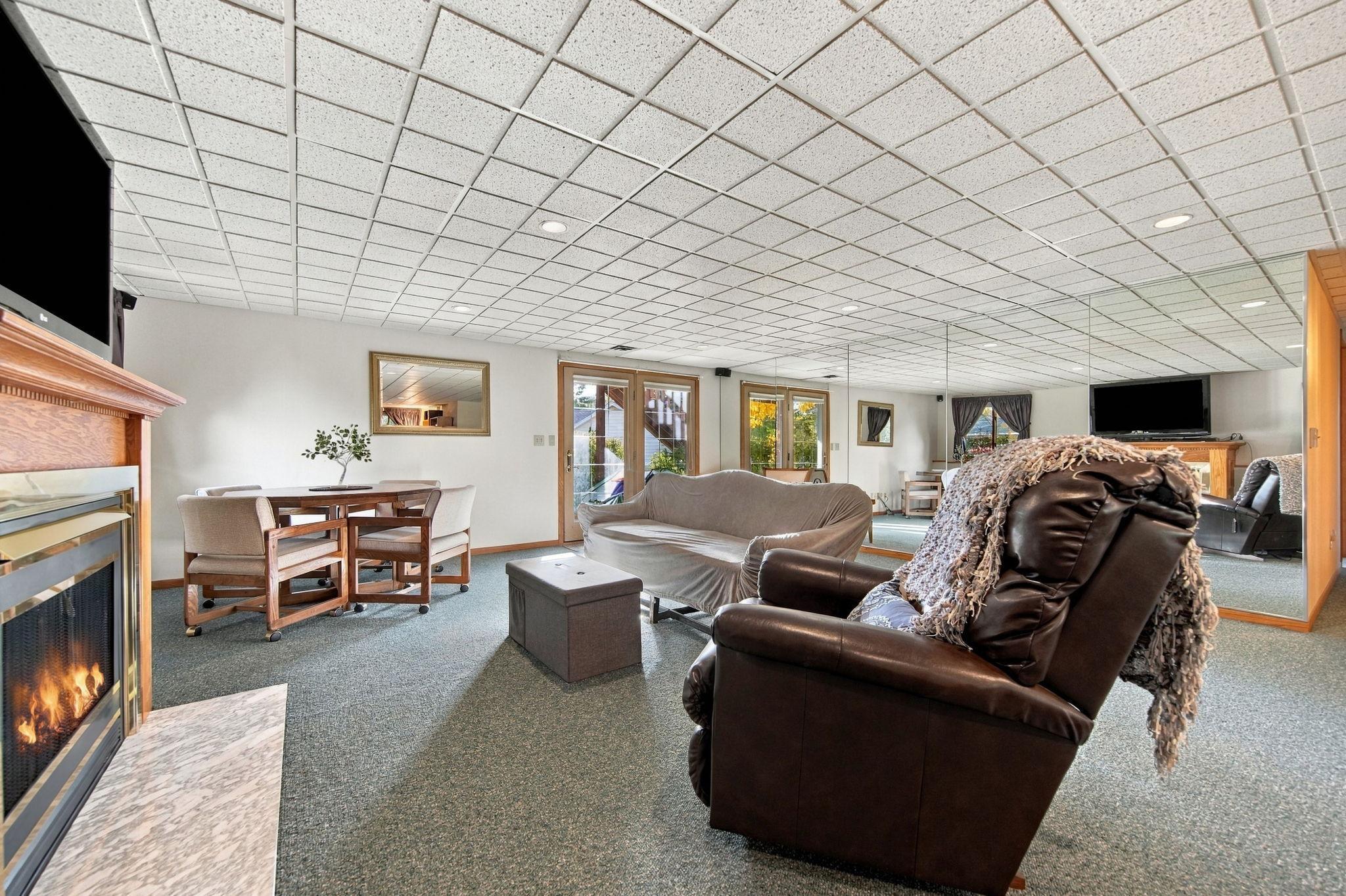 View of Residential at 940 Douglas Court, Anoka MN 55303, Anoka (26 of 41) - Mike Wilen | Minnesota Team Real Estate
