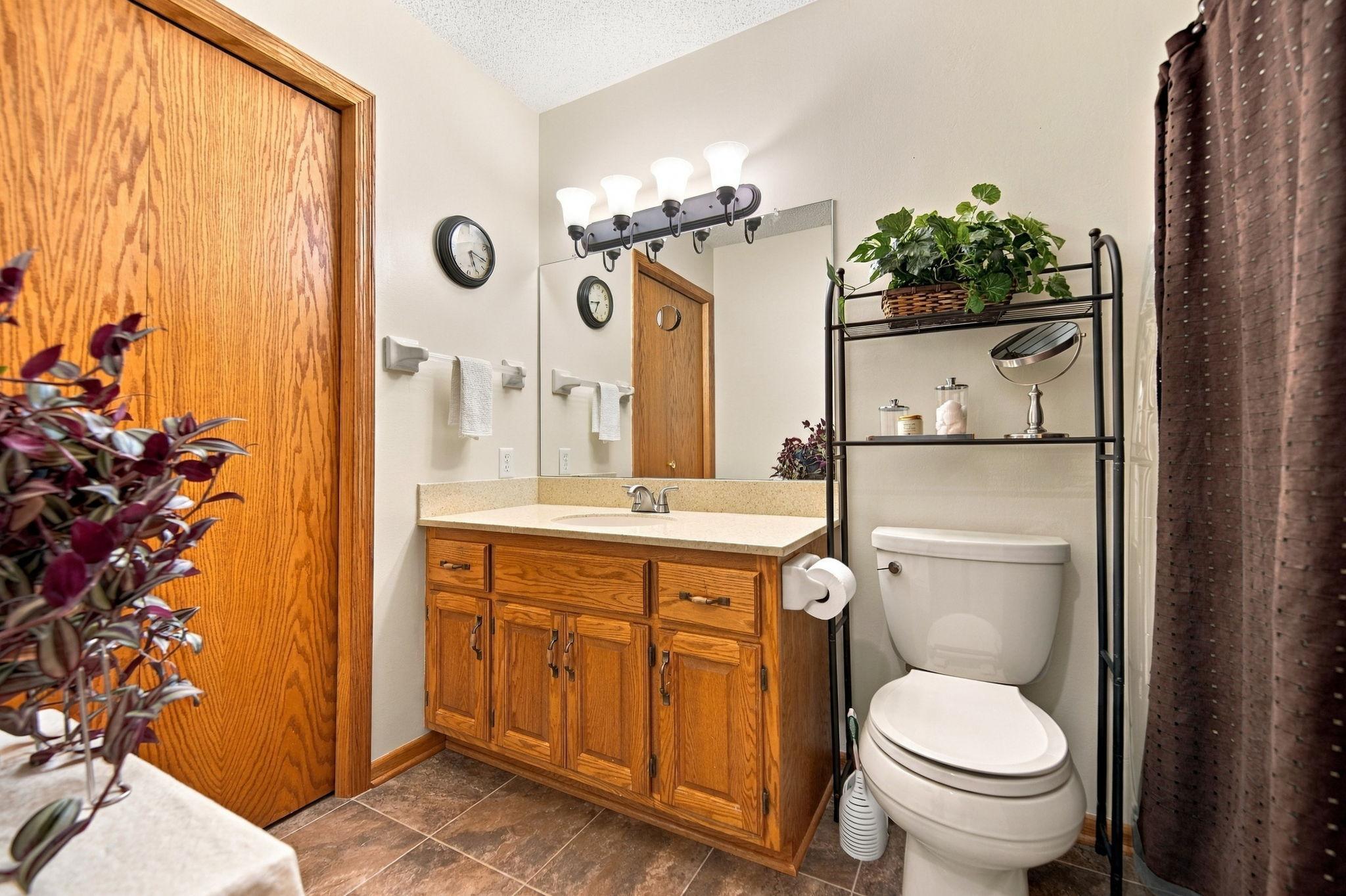 View of Residential at 940 Douglas Court, Anoka MN 55303, Anoka (17 of 41) - Mike Wilen | Minnesota Team Real Estate