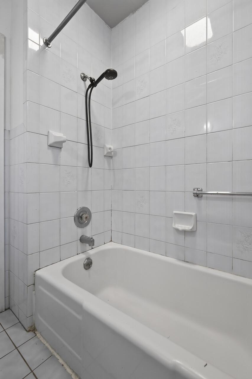 View of Residential at 4822 Bryant Avenue, Minneapolis MN 55430, Minneapolis (16 of 30) - Mike Wilen | Minnesota Team Real Estate