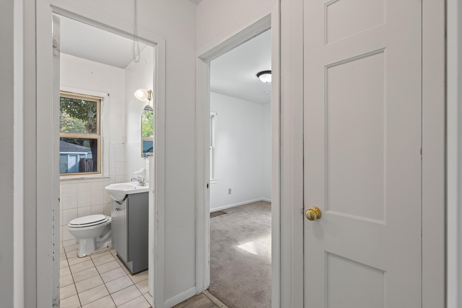 View of Residential at 4822 Bryant Avenue, Minneapolis MN 55430, Minneapolis (13 of 30) - Mike Wilen | Minnesota Team Real Estate