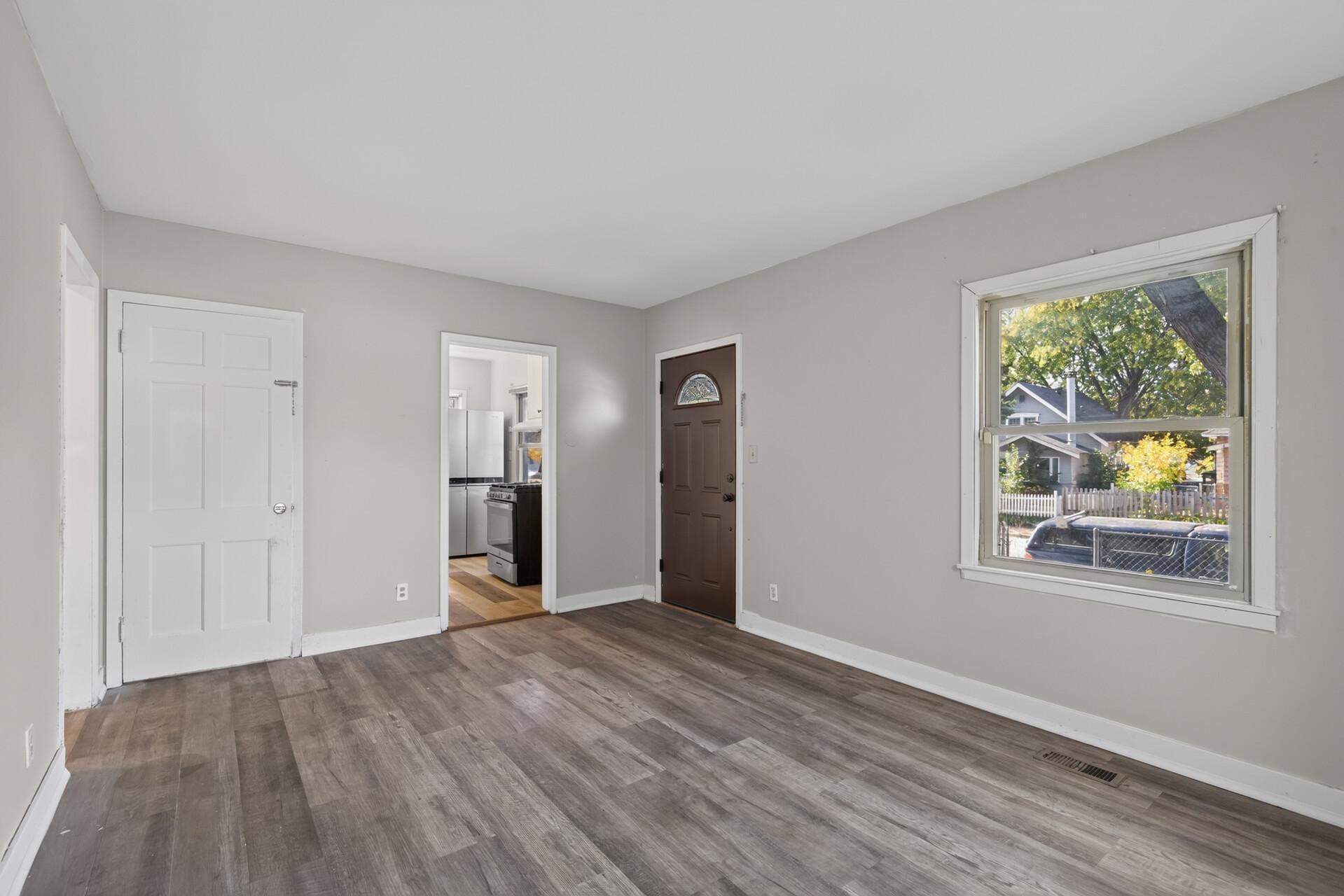 View of Residential at 4822 Bryant Avenue, Minneapolis MN 55430, Minneapolis (4 of 30) - Mike Wilen | Minnesota Team Real Estate