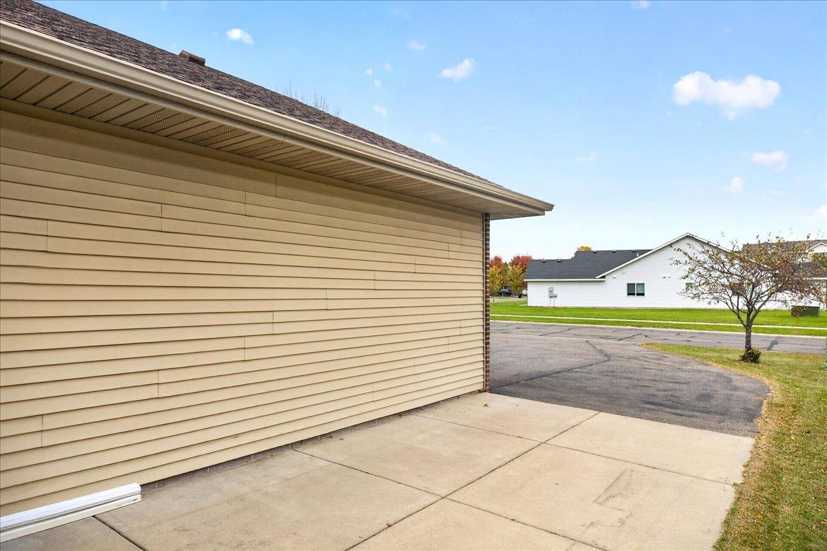 View of Residential at 318 Karen Lane, Big Lake MN 55309, Big Lake (36 of 40) - Mike Wilen | Minnesota Team Real Estate