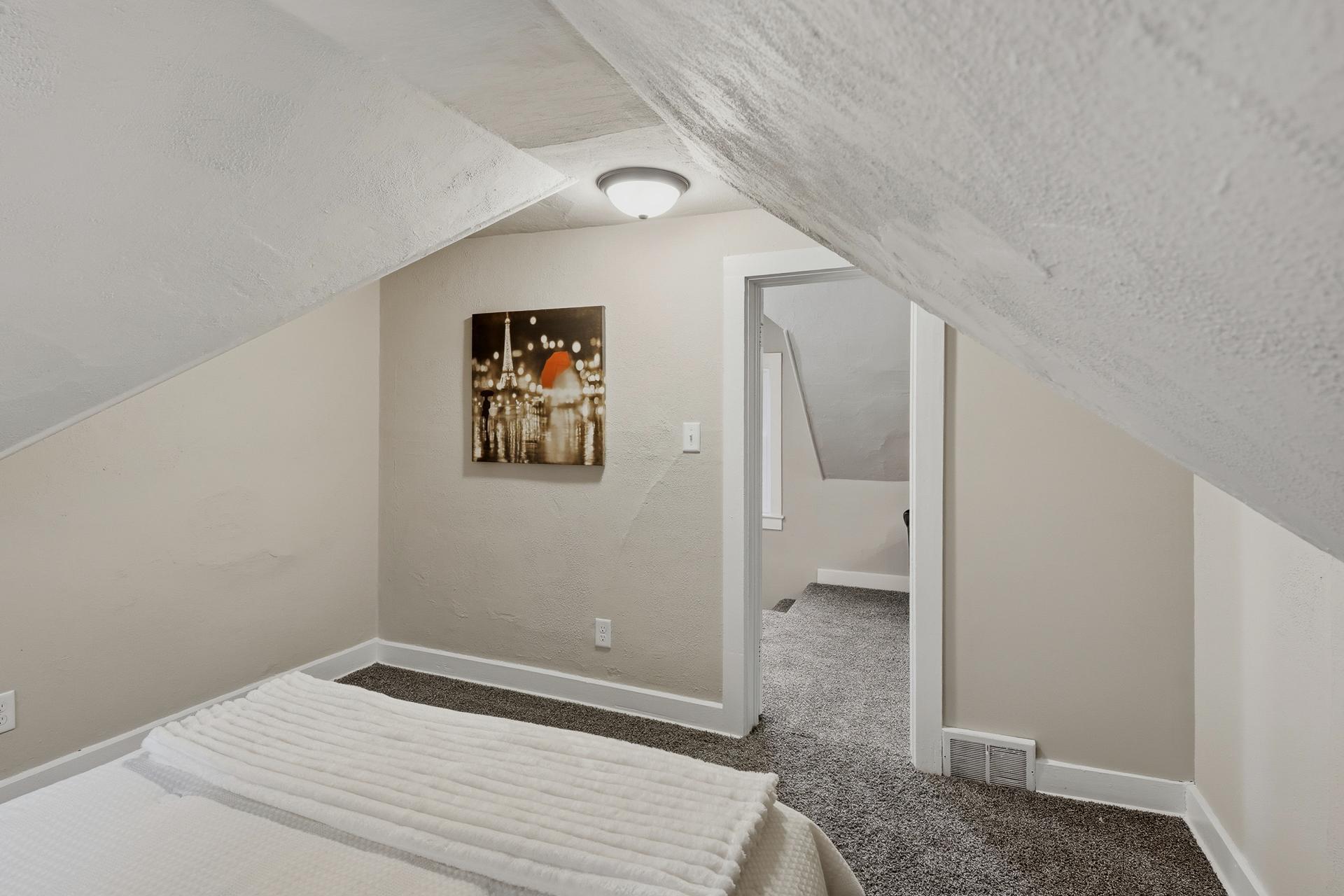 View of Residential at 1087 Matilda Street, Saint Paul MN 55117, Saint Paul (31 of 40) - Mike Wilen | Minnesota Team Real Estate