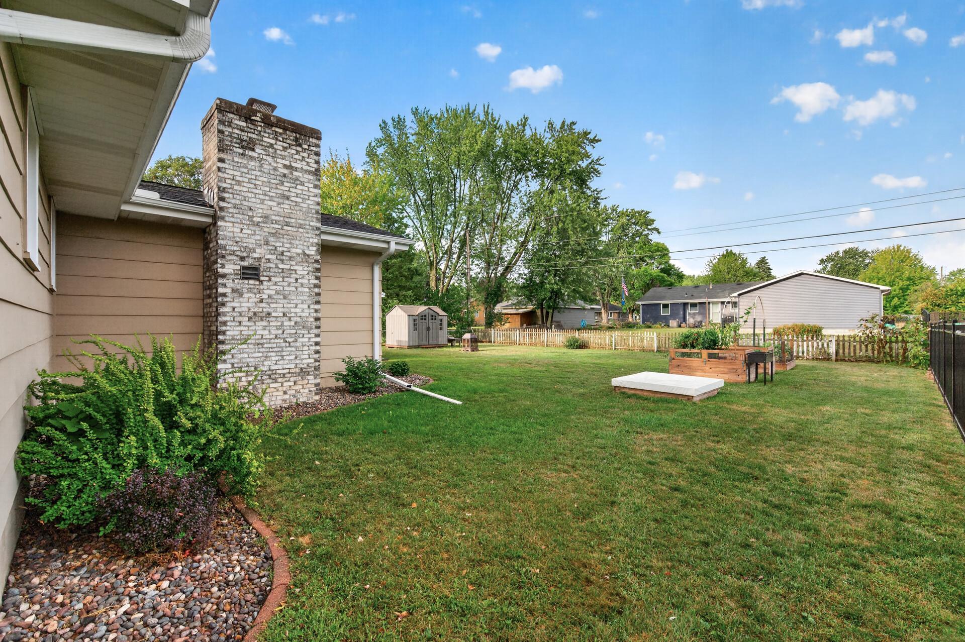 View of Residential at 9363 Trenton Lane, Maple Grove MN 55369, Maple Grove (22 of 26) - Mike Wilen | Minnesota Team Real Estate