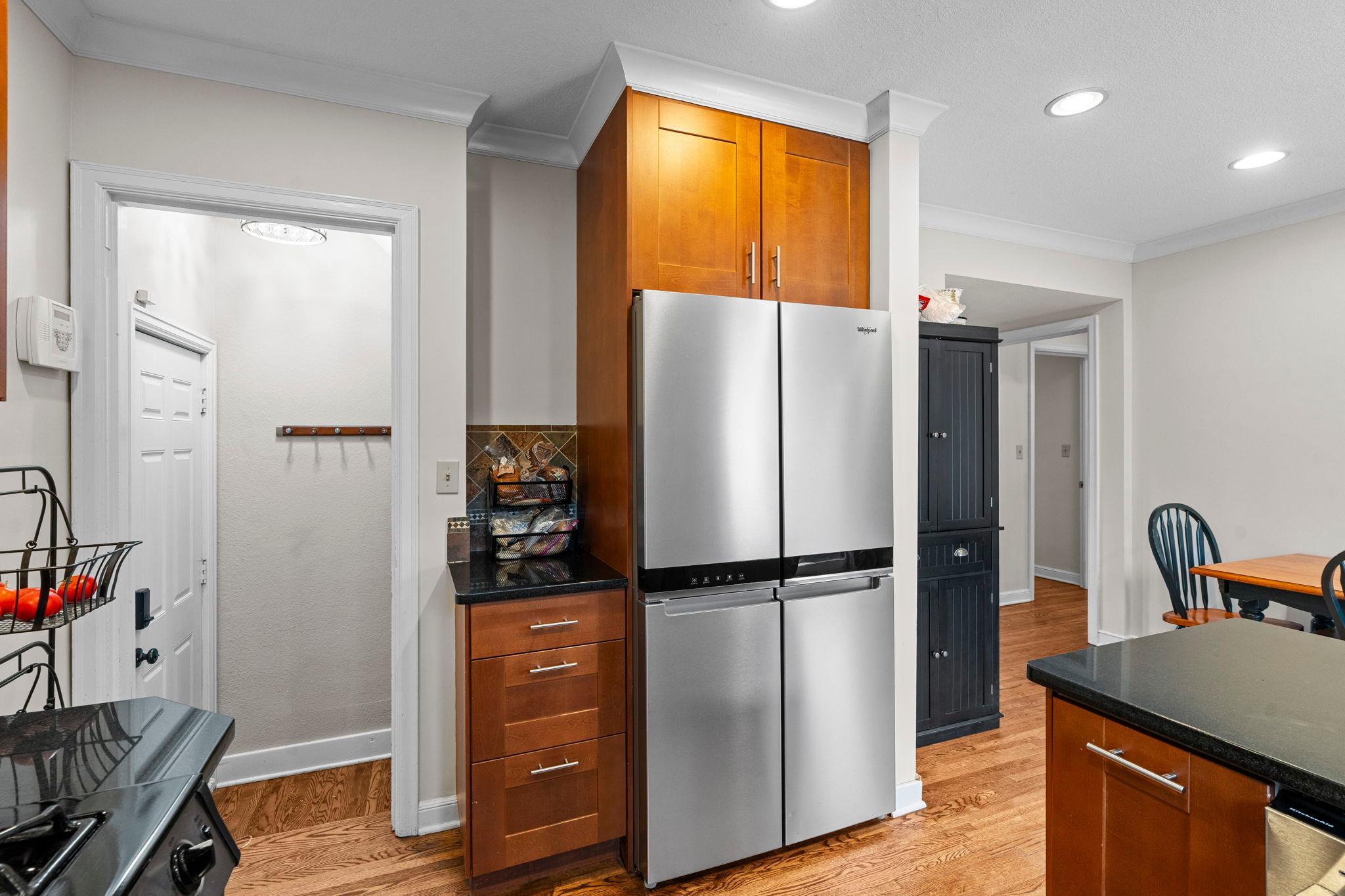 View of Residential at 4100 Xenwood Avenue, Saint Louis Park MN 55416, Saint Louis Park (16 of 47) - Mike Wilen | Minnesota Team Real Estate