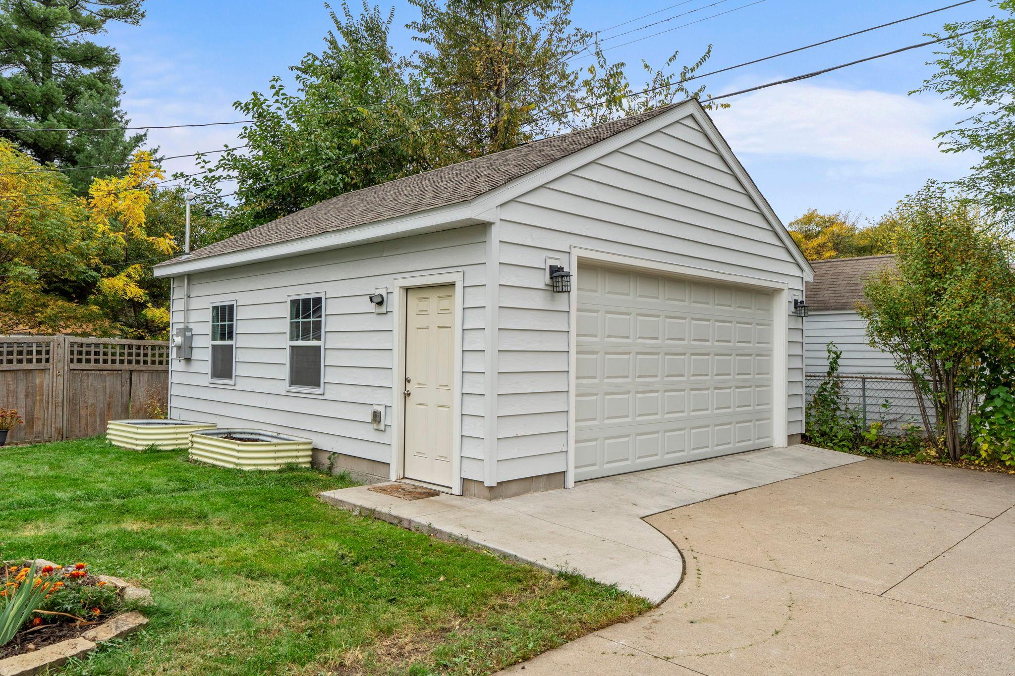 View of Residential at 4100 Xenwood Avenue, Saint Louis Park MN 55416, Saint Louis Park (37 of 47) - Mike Wilen | Minnesota Team Real Estate