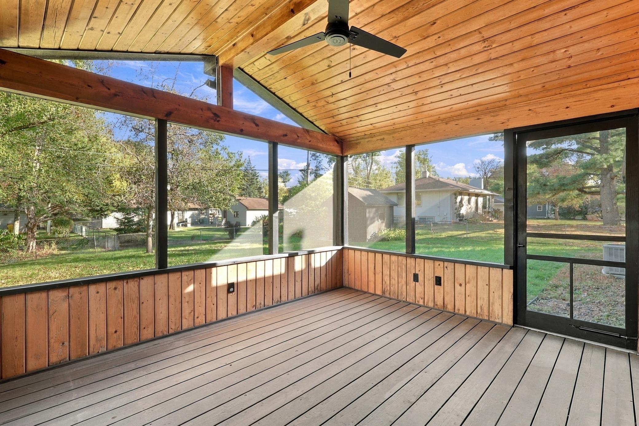 View of Residential at 10617 Thomas Avenue, Bloomington MN 55431, Bloomington (15 of 35) - Mike Wilen | Minnesota Team Real Estate