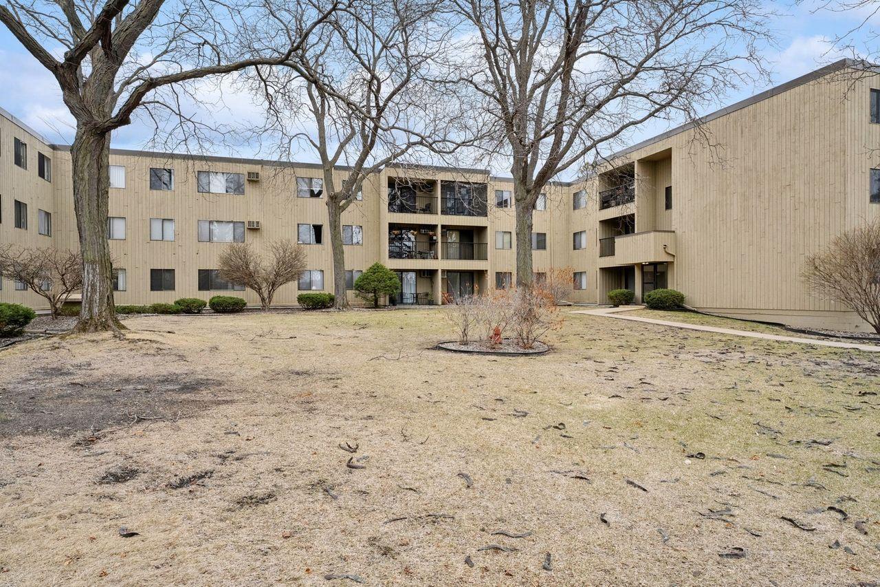 View of Residential at 4101 Parklawn Avenue #331, Edina MN 55435, Edina (28 of 29) - Mike Wilen | Minnesota Team Real Estate