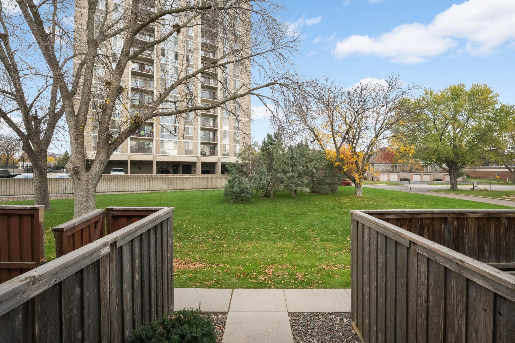 View of Residential at 6415 Colony Way #2C, Edina MN 55435, Edina (31 of 32) - Mike Wilen | Minnesota Team Real Estate