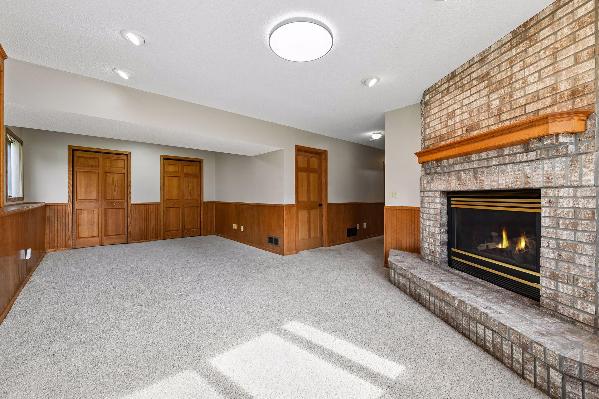 View of Residential at 2621 Emerald Lane, Shakopee MN 55379, Shakopee (22 of 34) - Mike Wilen | Minnesota Team Real Estate