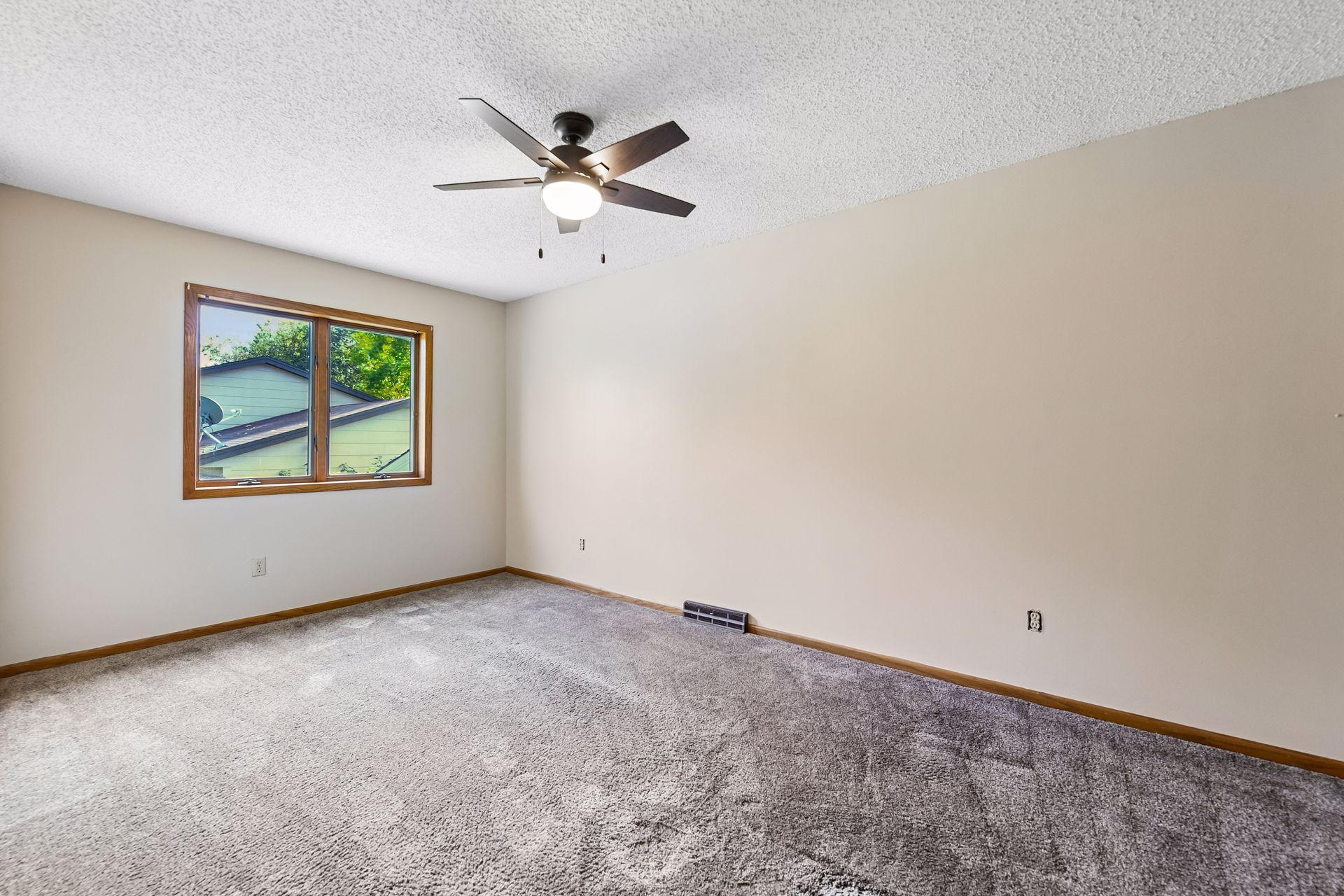 View of Residential at 2621 Emerald Lane, Shakopee MN 55379, Shakopee (16 of 34) - Mike Wilen | Minnesota Team Real Estate