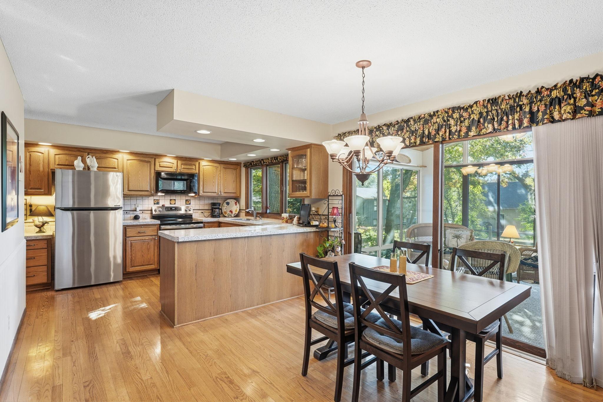 View of Residential at 9723 Palmer Road, Bloomington MN 55437, Bloomington (9 of 35) - Mike Wilen | Minnesota Team Real Estate