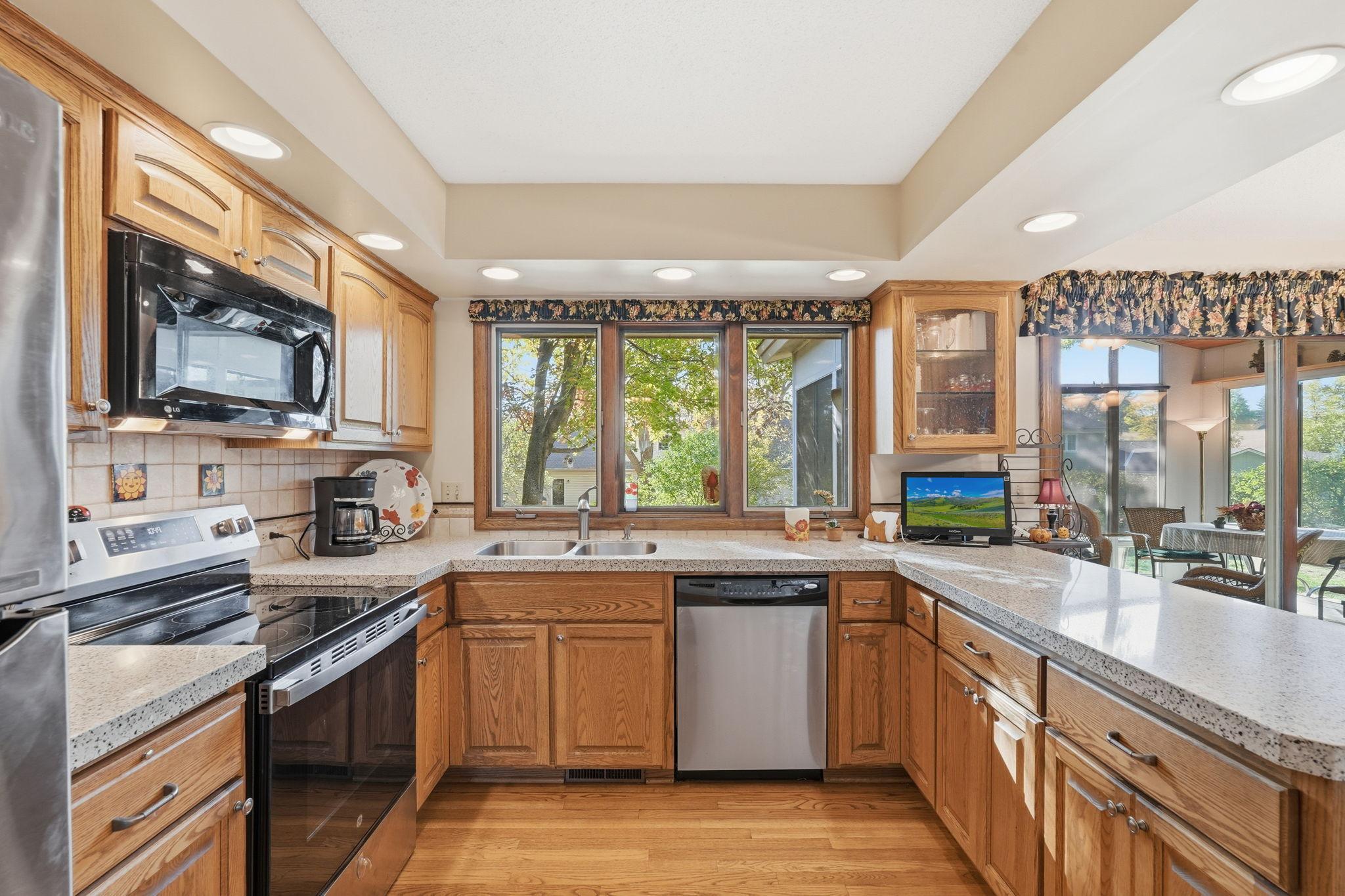 View of Residential at 9723 Palmer Road, Bloomington MN 55437, Bloomington (8 of 35) - Mike Wilen | Minnesota Team Real Estate