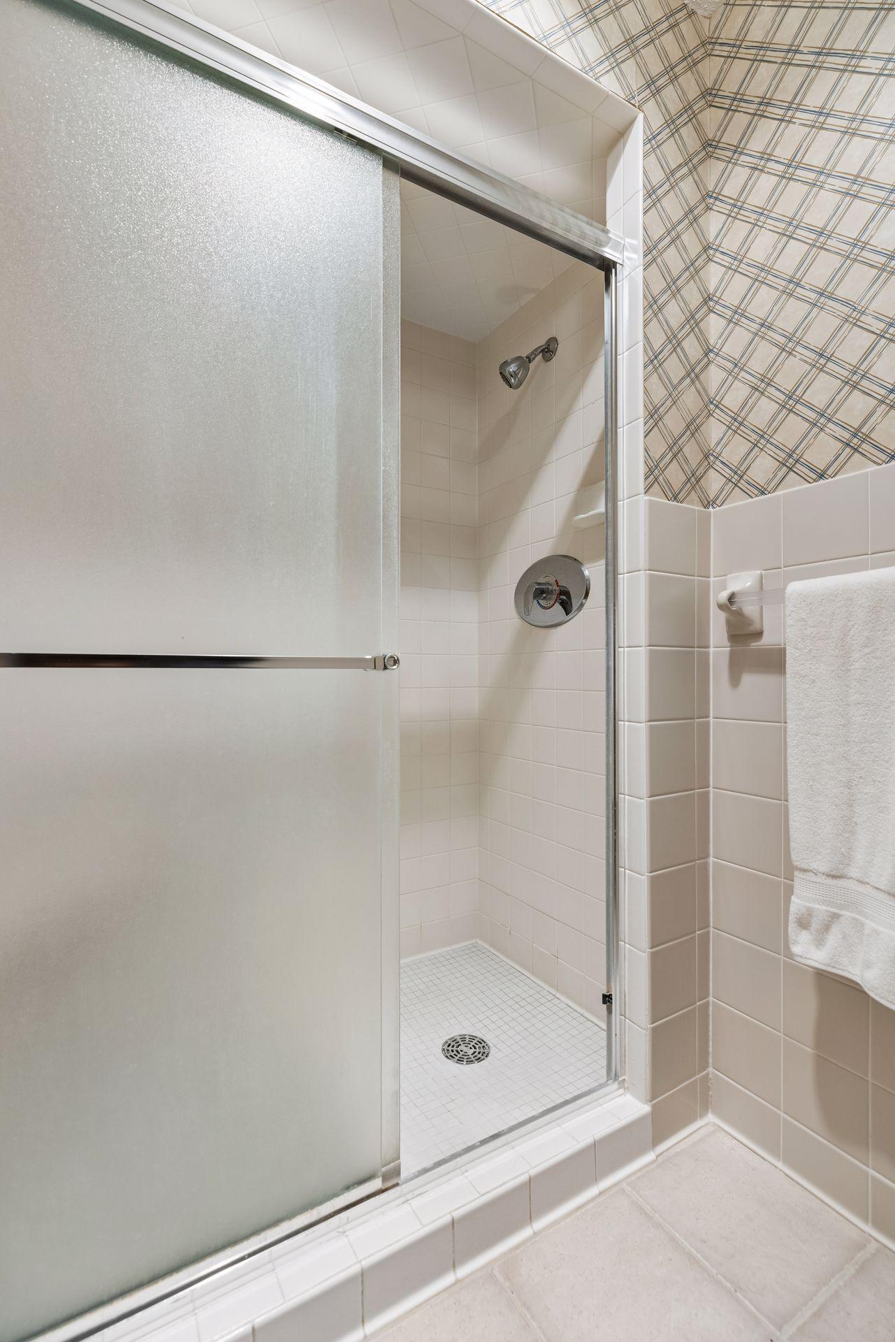 View of Residential at 1235 Yale Place #908, Minneapolis MN 55403, Minneapolis (22 of 78) - Mike Wilen | Minnesota Team Real Estate