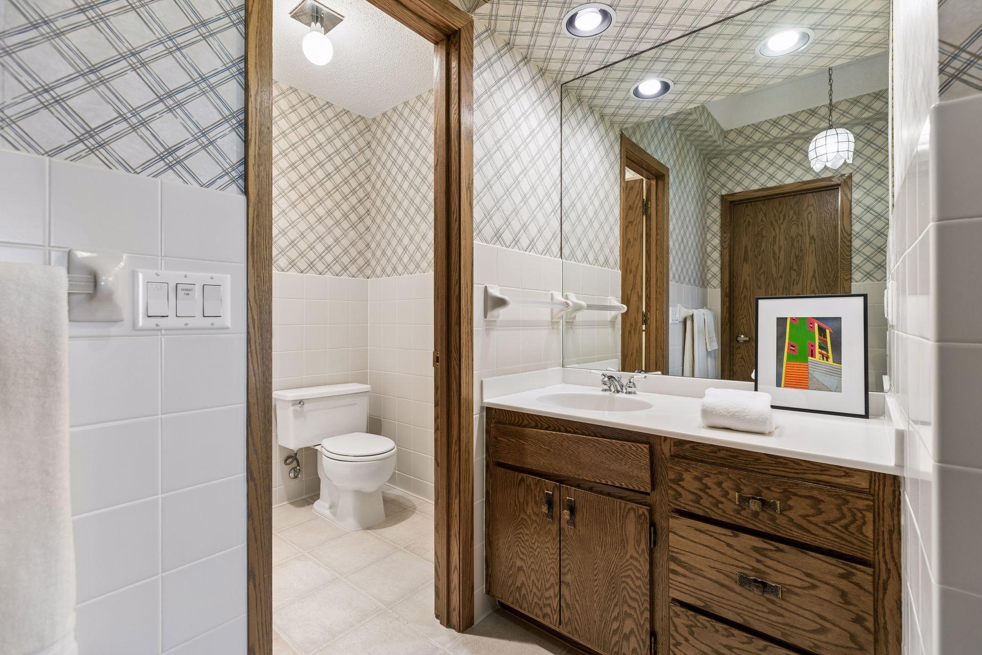 View of Residential at 1235 Yale Place #908, Minneapolis MN 55403, Minneapolis (21 of 78) - Mike Wilen | Minnesota Team Real Estate