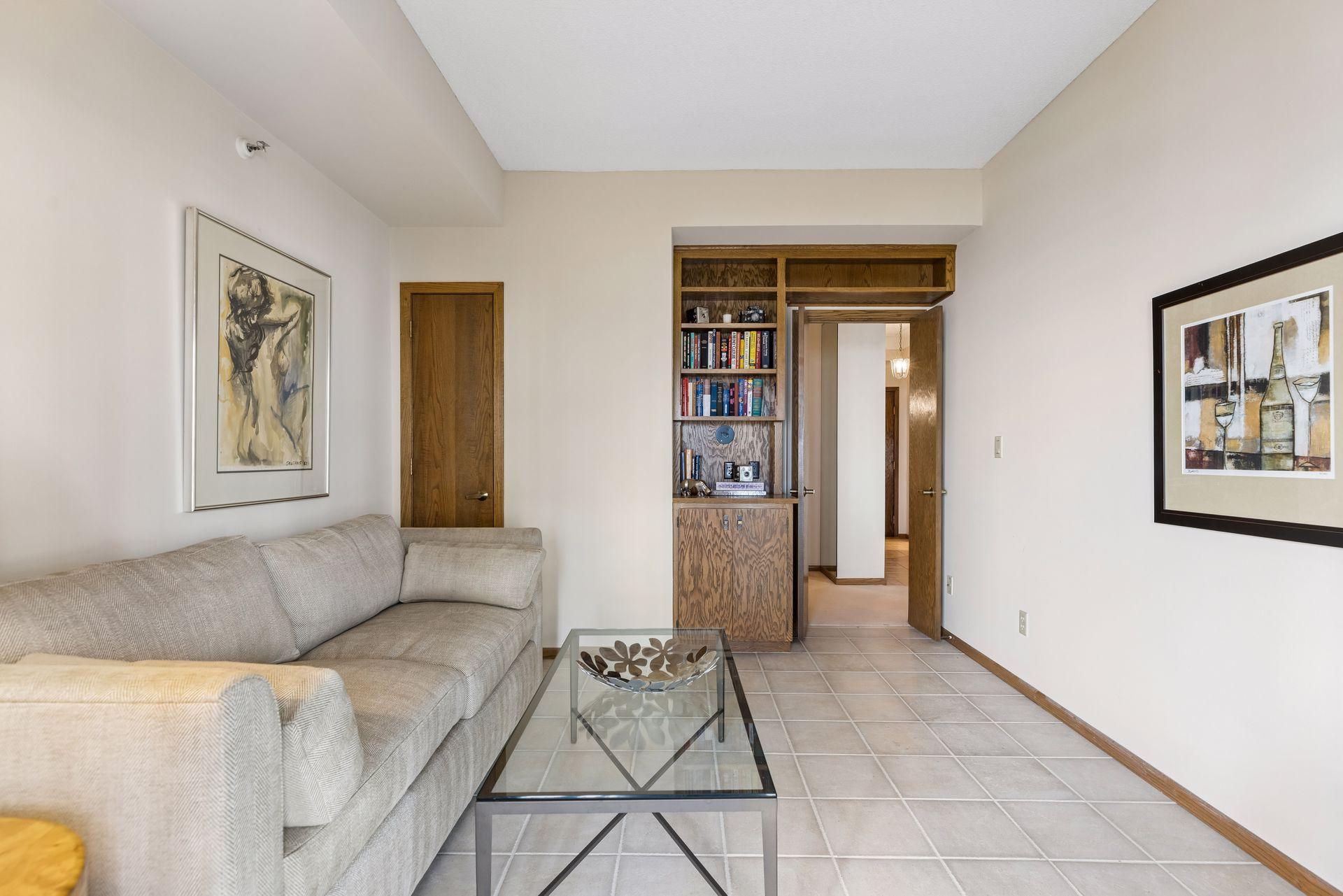 View of Residential at 1235 Yale Place #908, Minneapolis MN 55403, Minneapolis (16 of 78) - Mike Wilen | Minnesota Team Real Estate