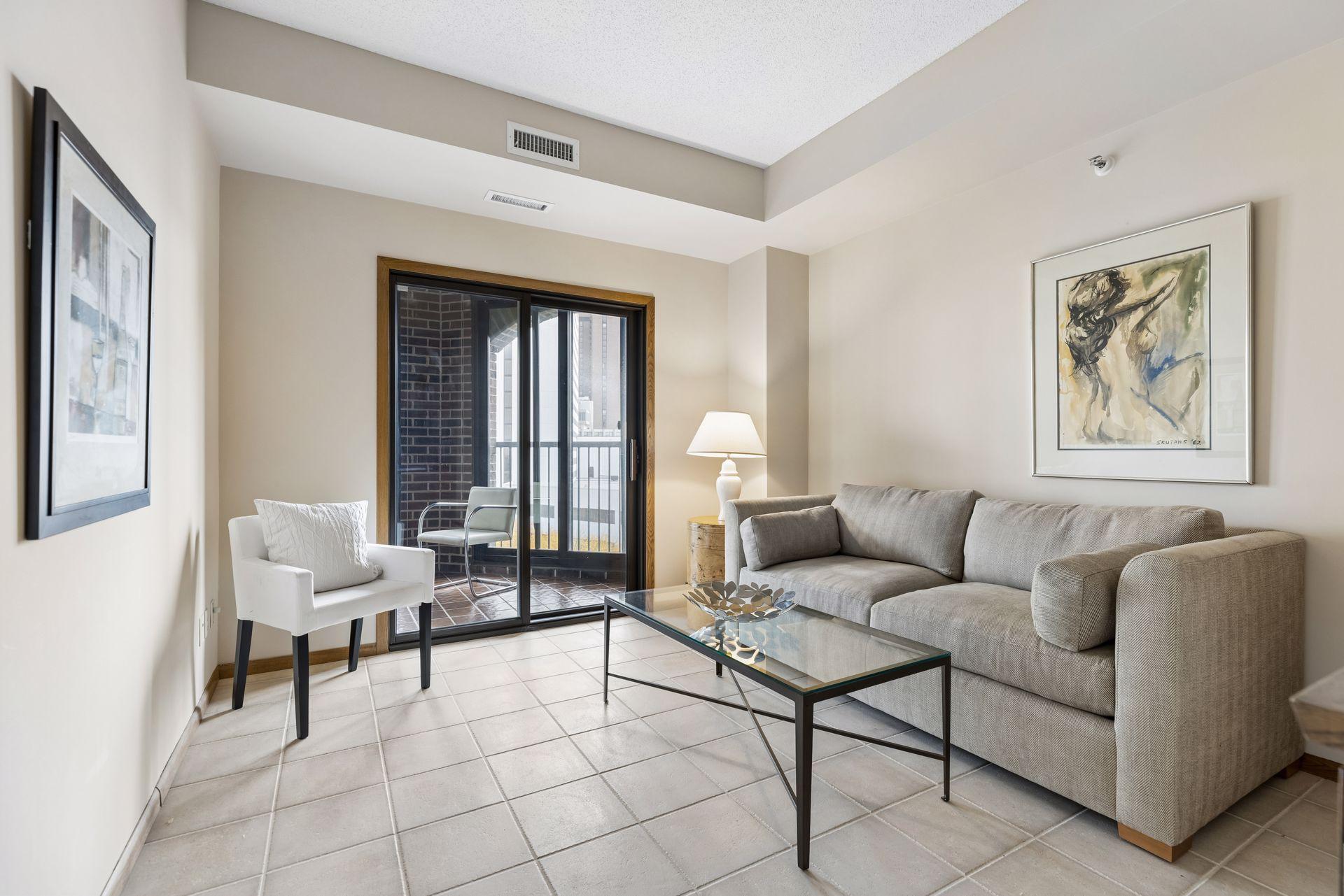 View of Residential at 1235 Yale Place #908, Minneapolis MN 55403, Minneapolis (15 of 78) - Mike Wilen | Minnesota Team Real Estate