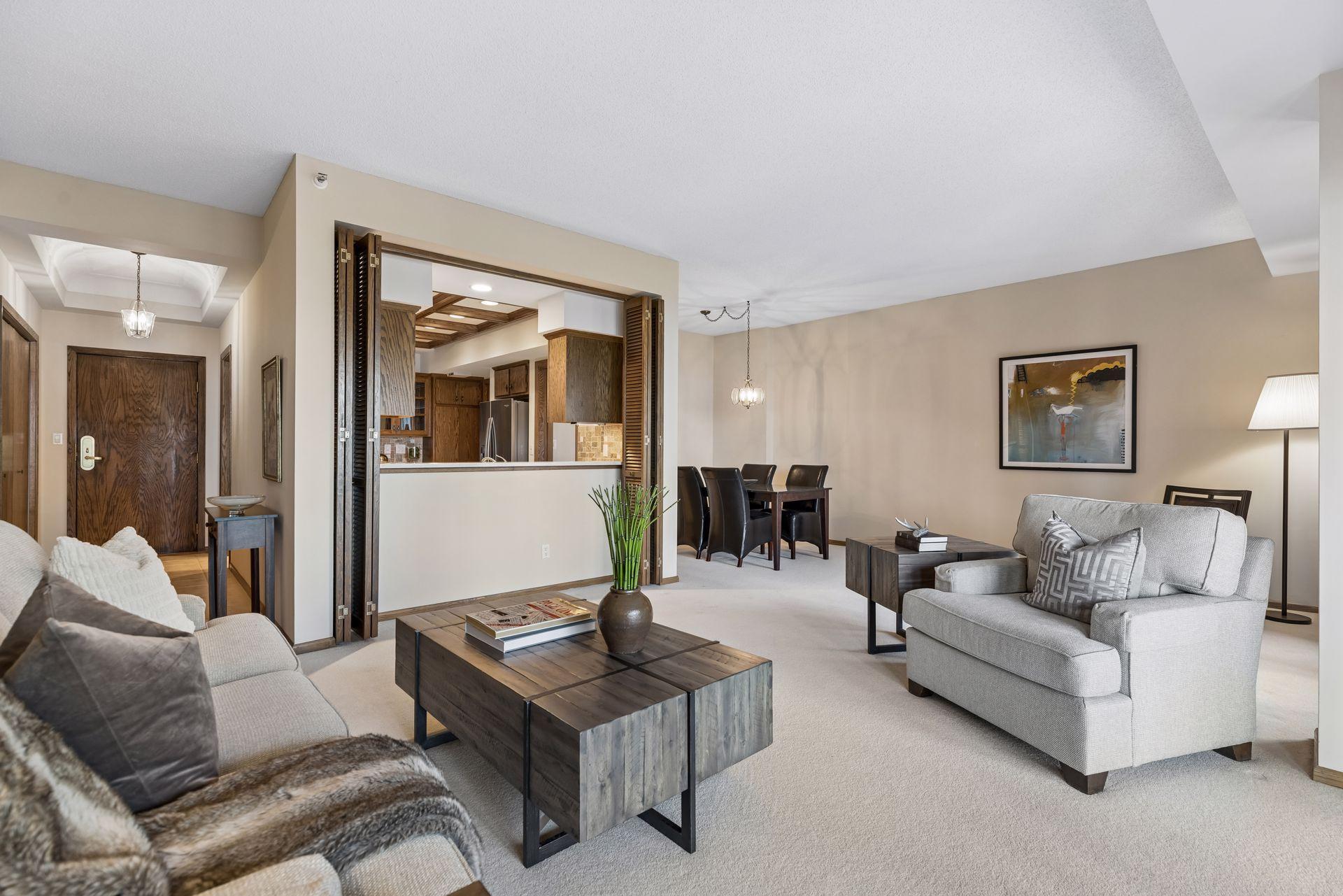 View of Residential at 1235 Yale Place #908, Minneapolis MN 55403, Minneapolis (6 of 78) - Mike Wilen | Minnesota Team Real Estate