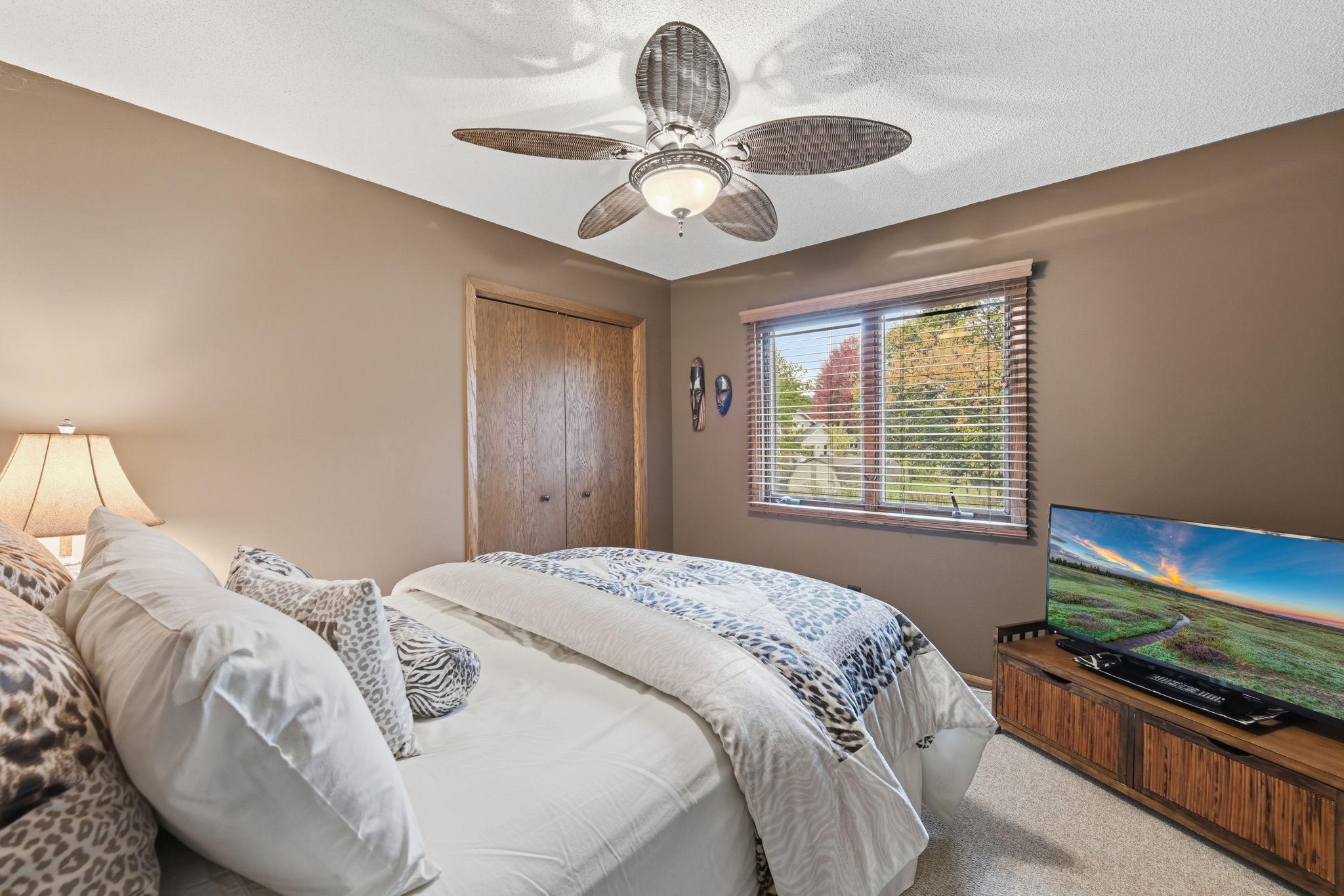 View of Residential at 153 102nd Lane, Blaine MN 55434, Blaine (17 of 31) - Mike Wilen | Minnesota Team Real Estate