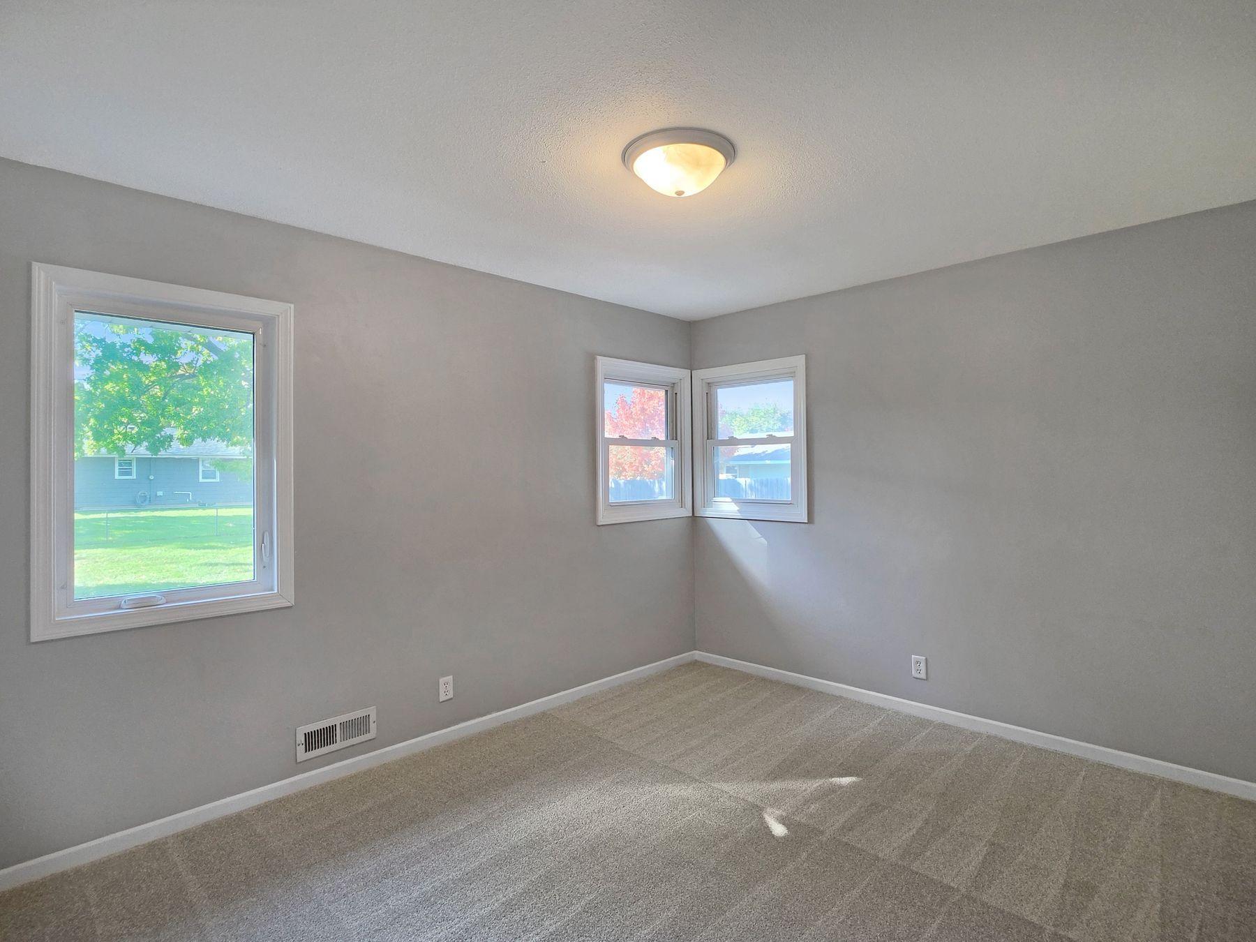 View of Residential at 9312 Oakland Avenue, Bloomington MN 55420, Bloomington (11 of 24) - Mike Wilen | Minnesota Team Real Estate