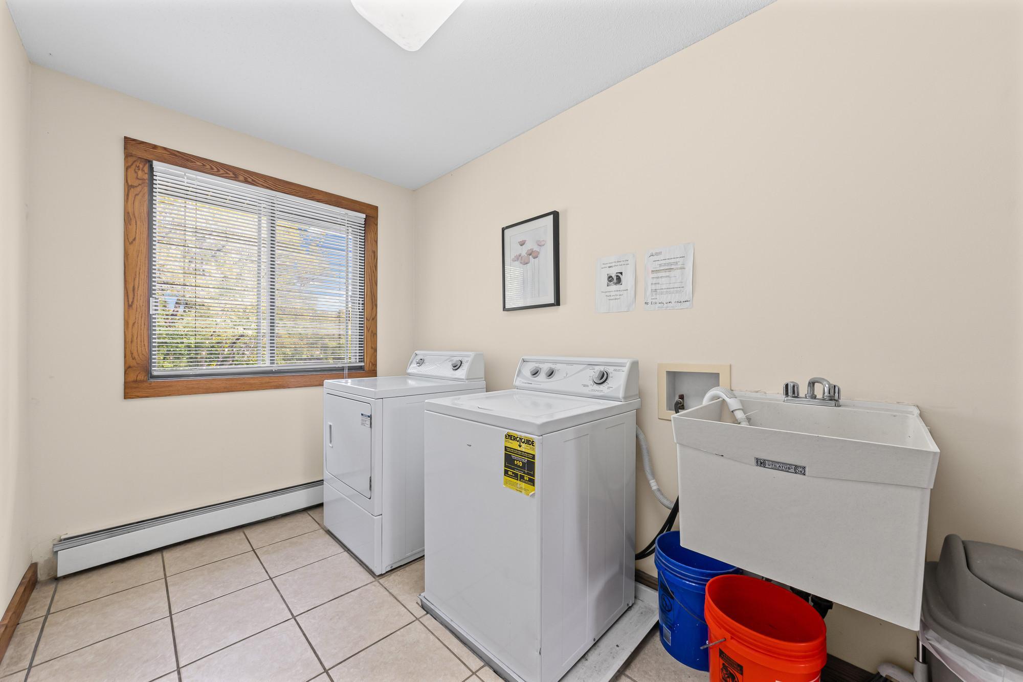 View of Residential at 1725 Dellwood Avenue #204, Roseville MN 55113, Roseville (37 of 50) - Mike Wilen | Minnesota Team Real Estate