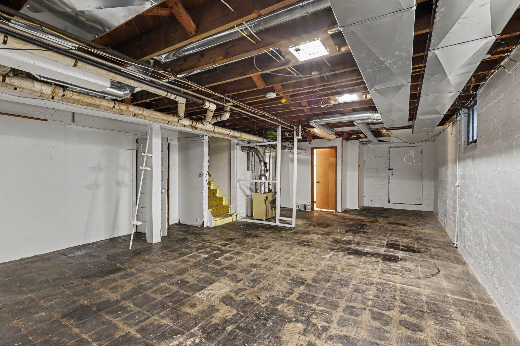 View of Residential at 4605 Garfield Avenue, Minneapolis MN 55419, Minneapolis (22 of 26) - Mike Wilen | Minnesota Team Real Estate