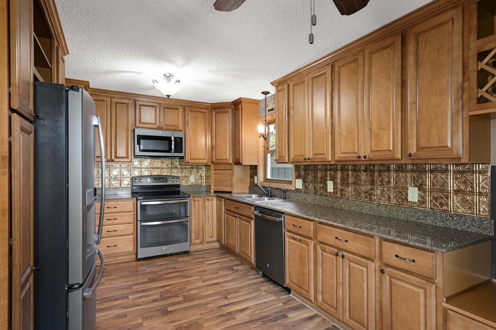 View of Residential at 9500 99th Place, Maple Grove MN 55369, Maple Grove (9 of 31) - Mike Wilen | Minnesota Team Real Estate