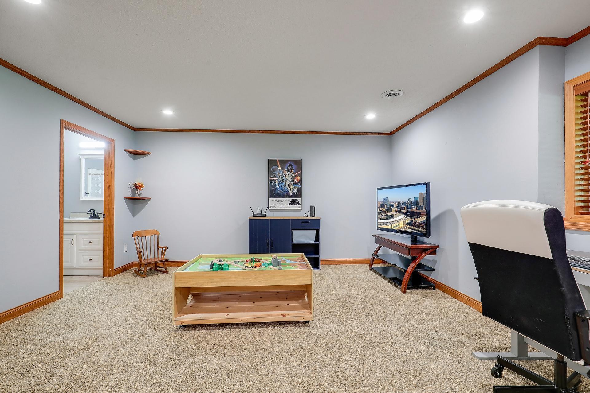 View of Residential at 9736 Evergreen Avenue, Brooklyn Park MN 55443, Brooklyn Park (33 of 53) - Mike Wilen | Minnesota Team Real Estate