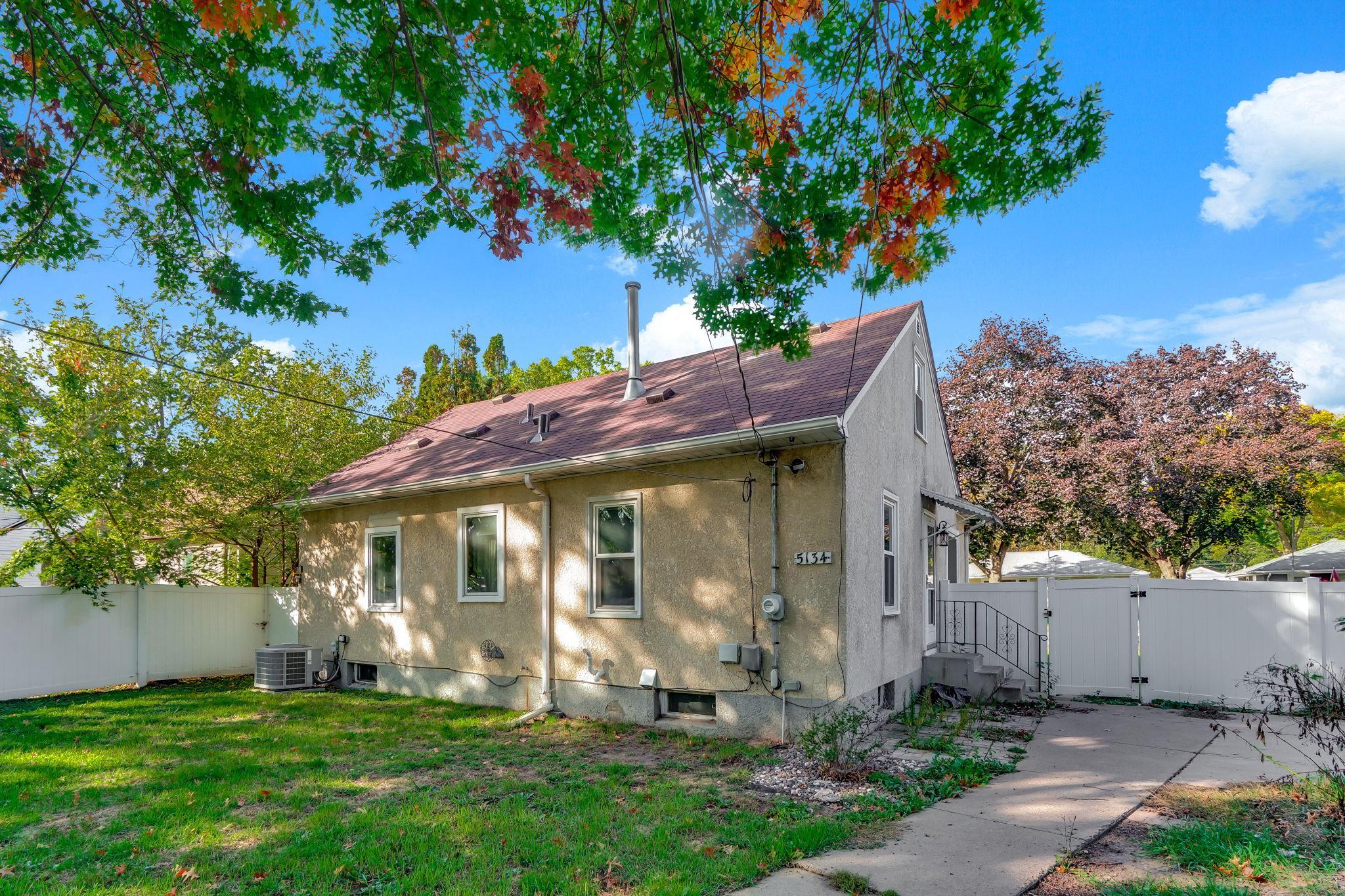 View of Residential at 5134 Morgan Avenue, Minneapolis MN 55430, Minneapolis (22 of 34) - Mike Wilen | Minnesota Team Real Estate
