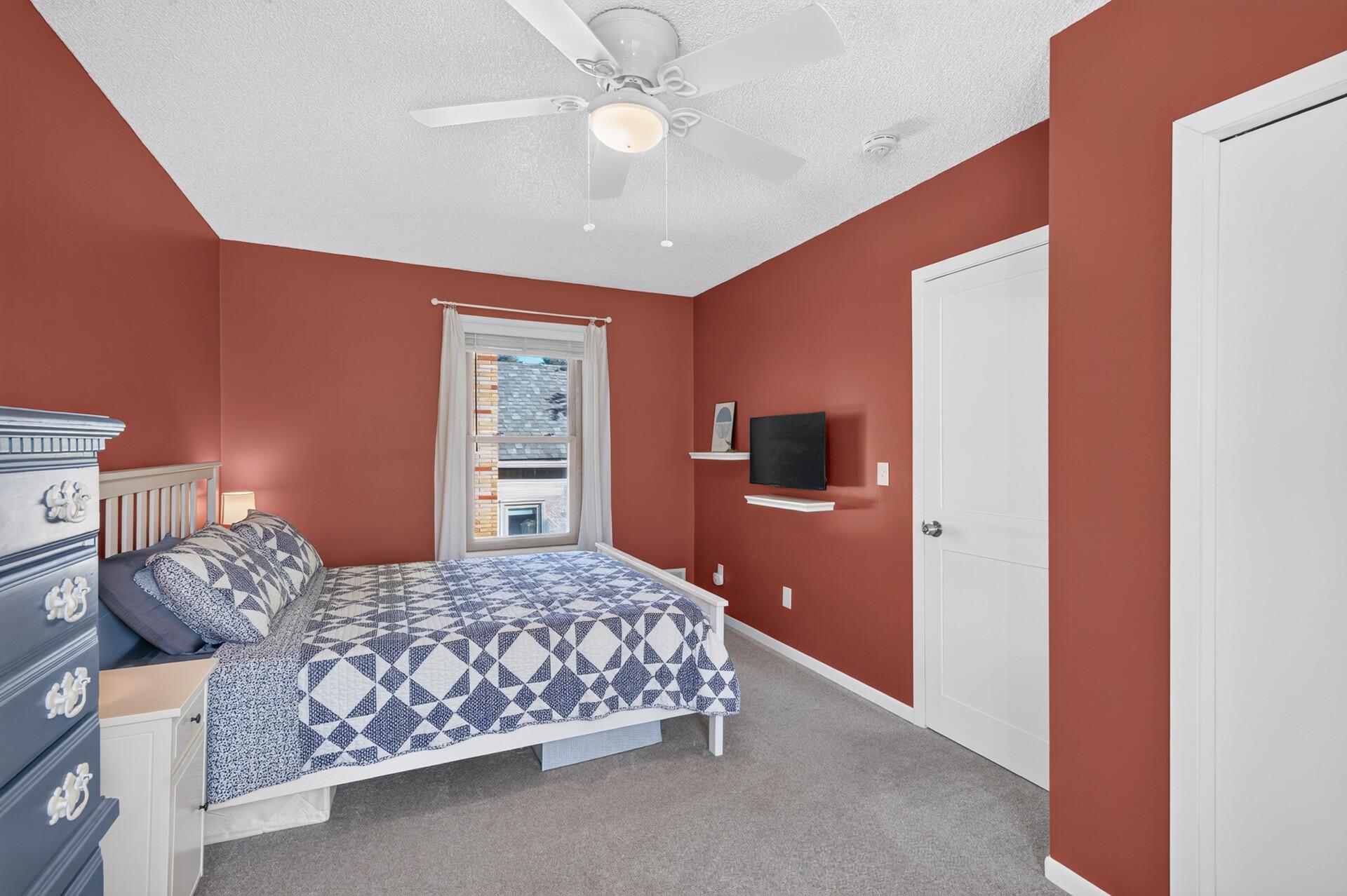 View of Residential at 3018 Pierce Street, Minneapolis MN 55418, Minneapolis (19 of 29) - Mike Wilen | Minnesota Team Real Estate