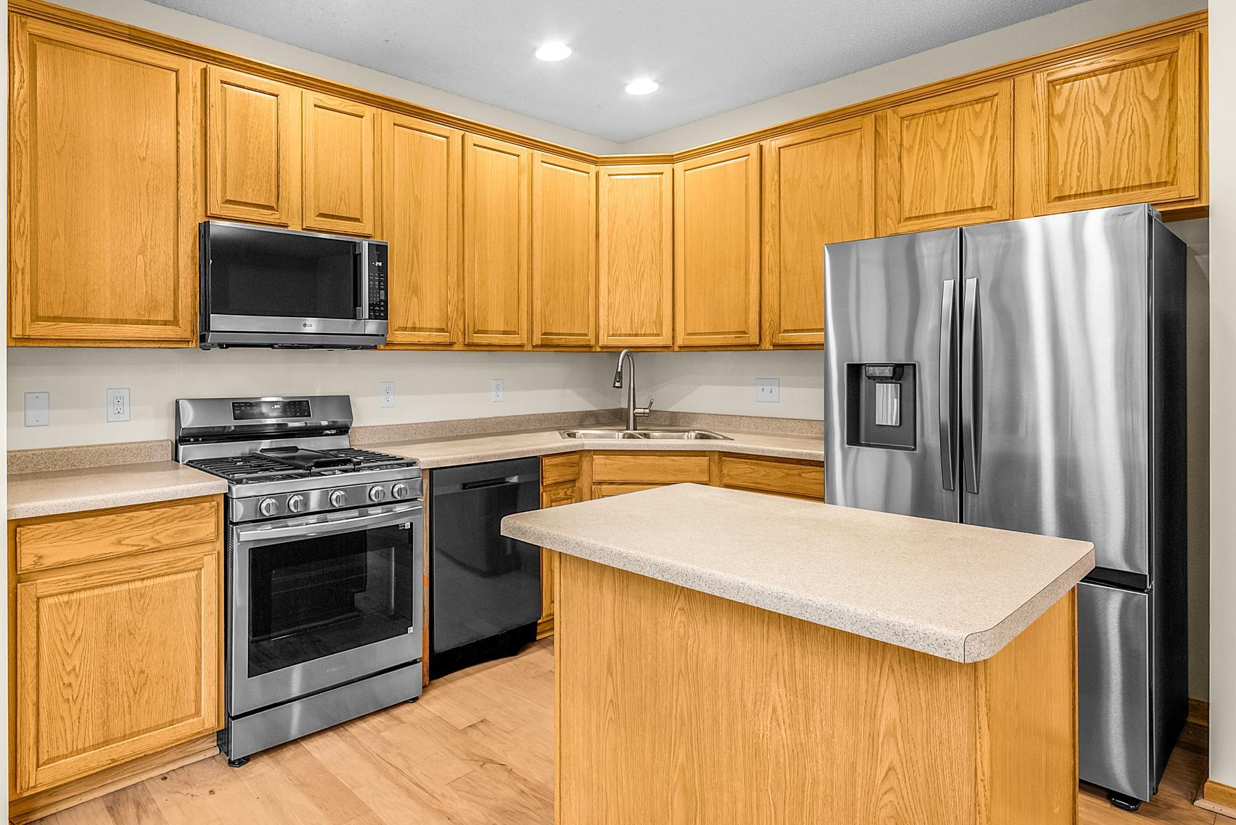 View of Residential at 15726 Frisian Lane, Apple Valley MN 55124, Apple Valley (30 of 63) - Mike Wilen | Minnesota Team Real Estate