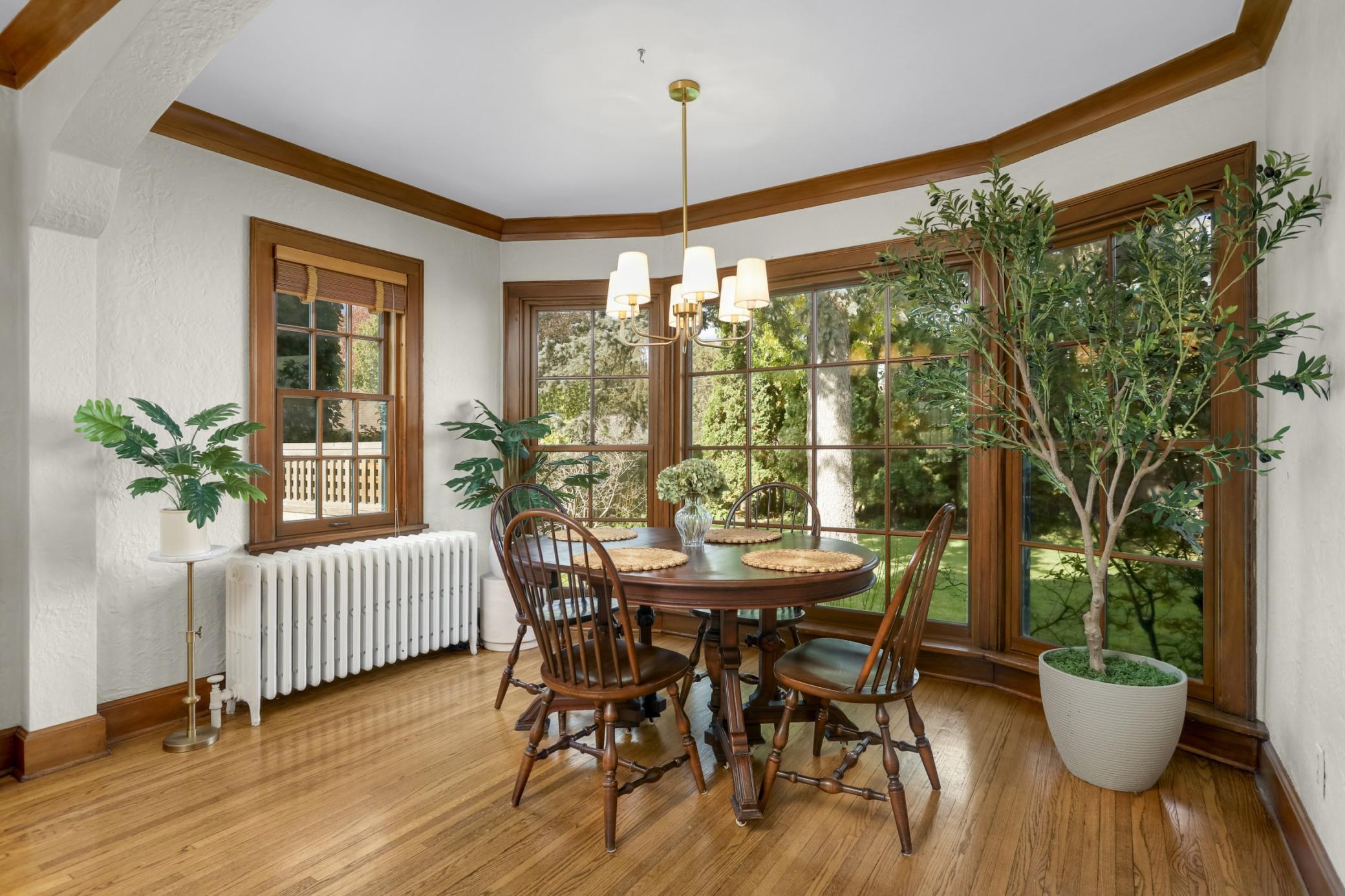 View of Residential at 1787 Hillcrest Avenue, Saint Paul MN 55116, Saint Paul (6 of 39) - Mike Wilen | Minnesota Team Real Estate