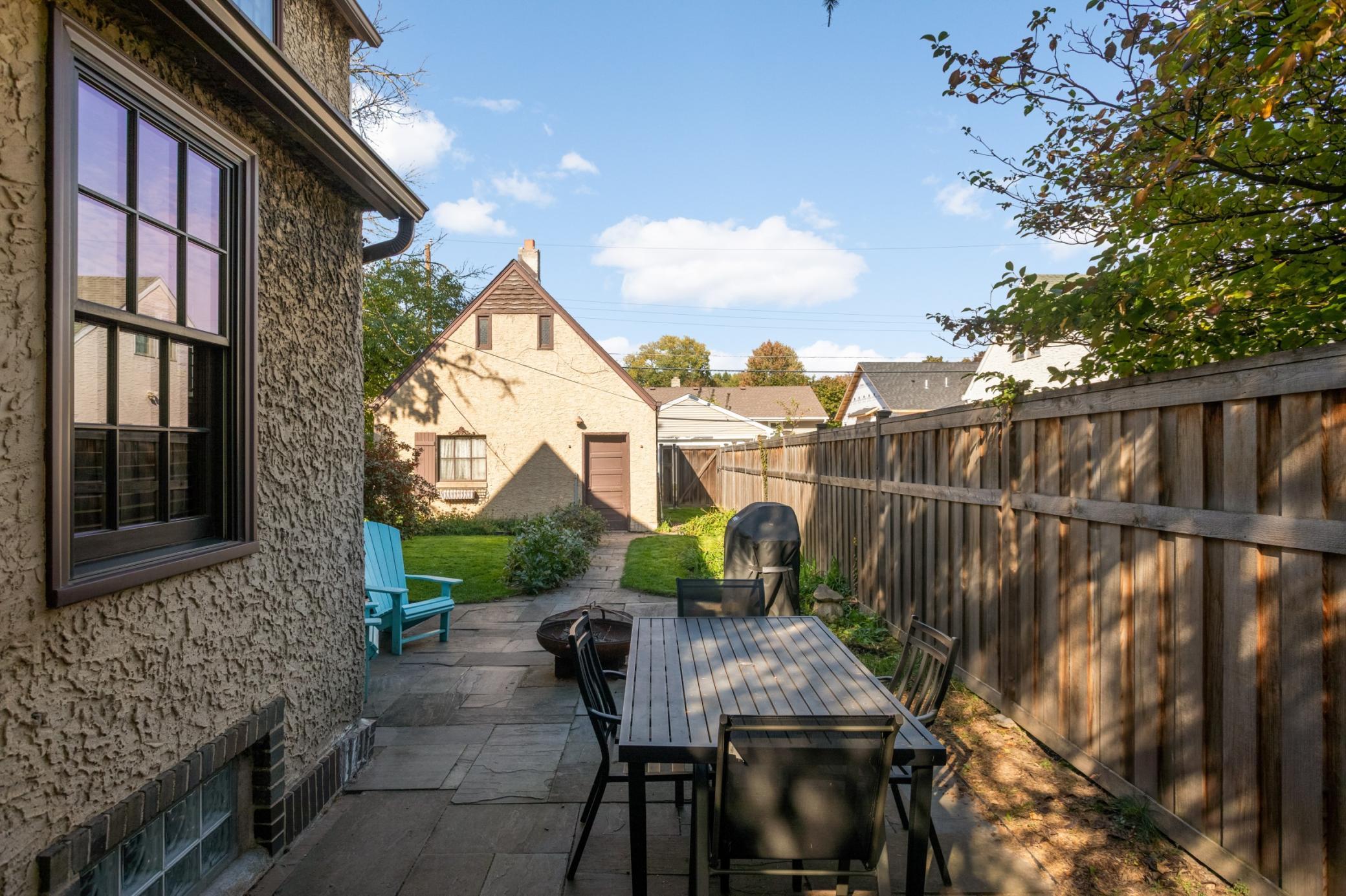 View of Residential at 1787 Hillcrest Avenue, Saint Paul MN 55116, Saint Paul (22 of 39) - Mike Wilen | Minnesota Team Real Estate