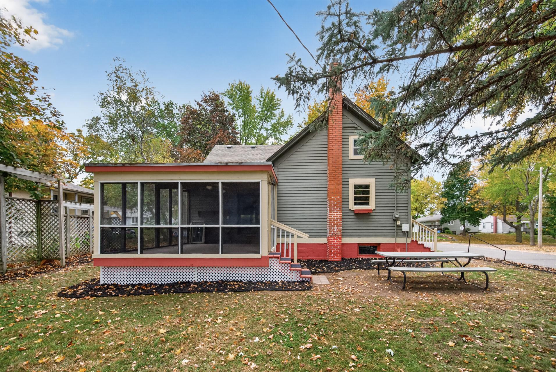 View of Residential at 2631 5th Avenue, North Saint Paul MN 55109, North Saint Paul (27 of 30) - Mike Wilen | Minnesota Team Real Estate