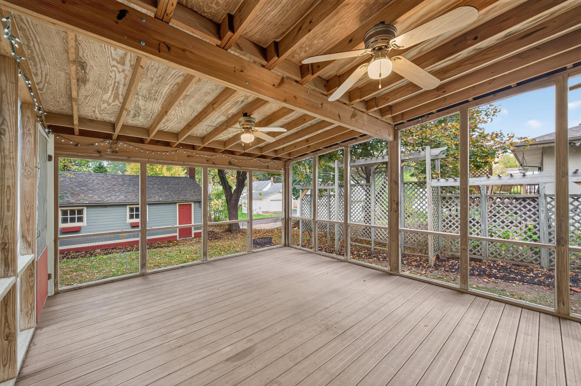 View of Residential at 2631 5th Avenue, North Saint Paul MN 55109, North Saint Paul (16 of 30) - Mike Wilen | Minnesota Team Real Estate